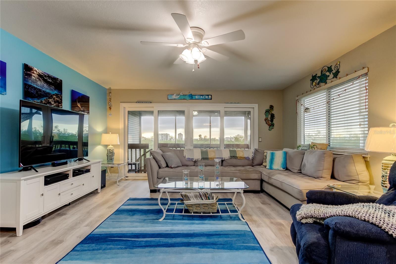 Image 7 of 75 For 9484 Tara Cay Court 8