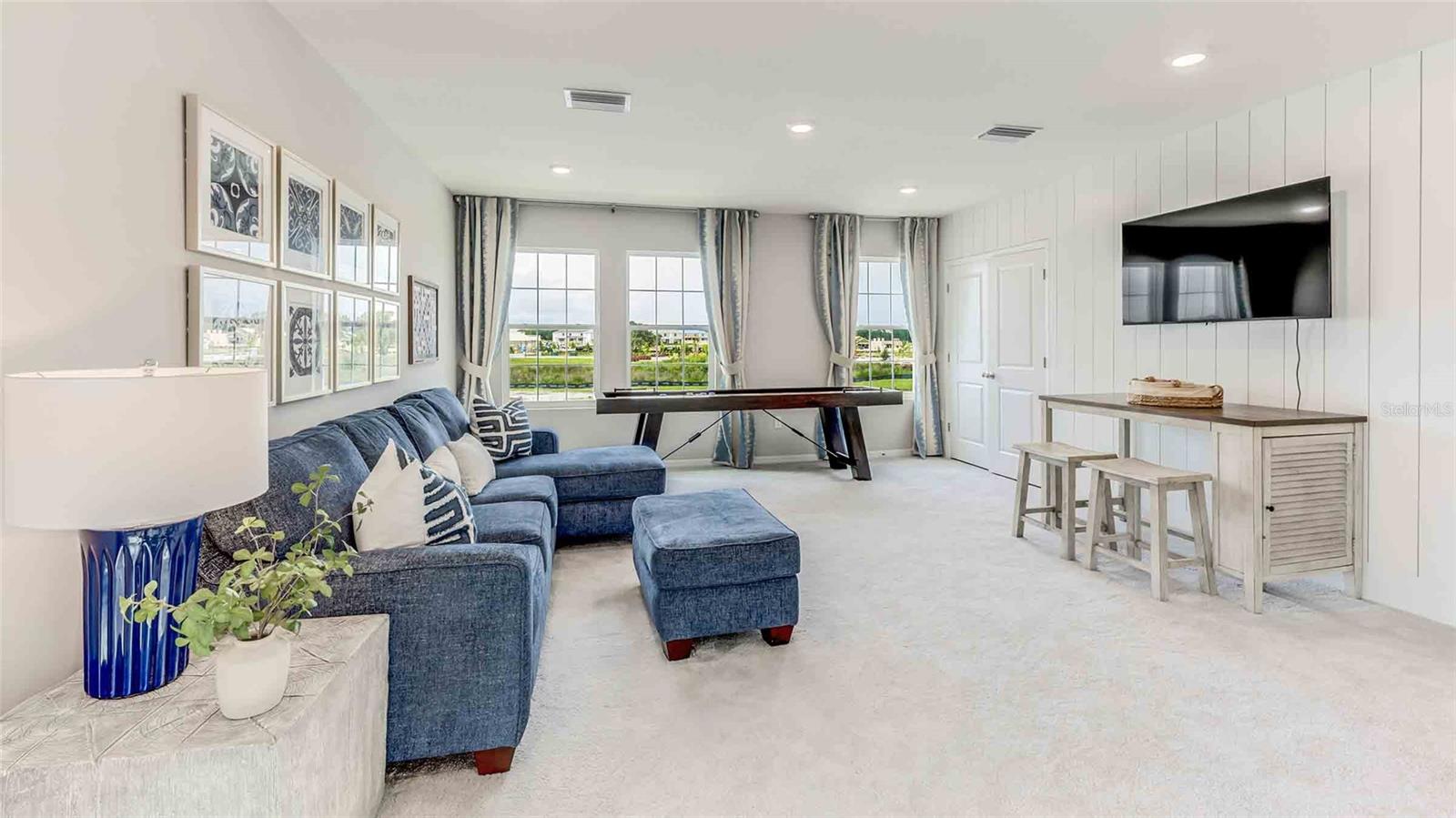 Listing photo id 8 for 2264 Rikkola Lane