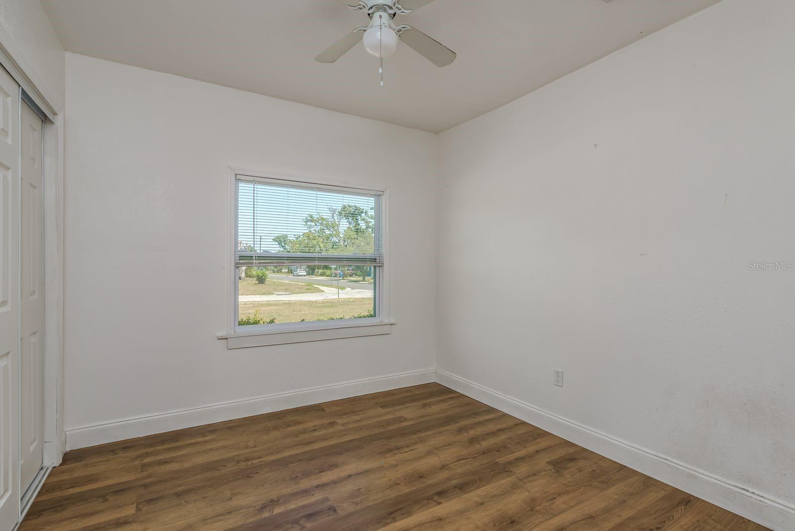 Image 11 of 29 For 2911 16th Avenue S A