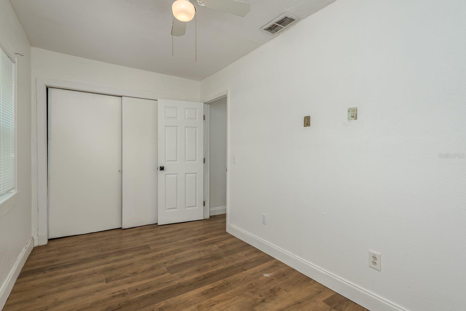 Image 14 of 29 For 2911 16th Avenue S A