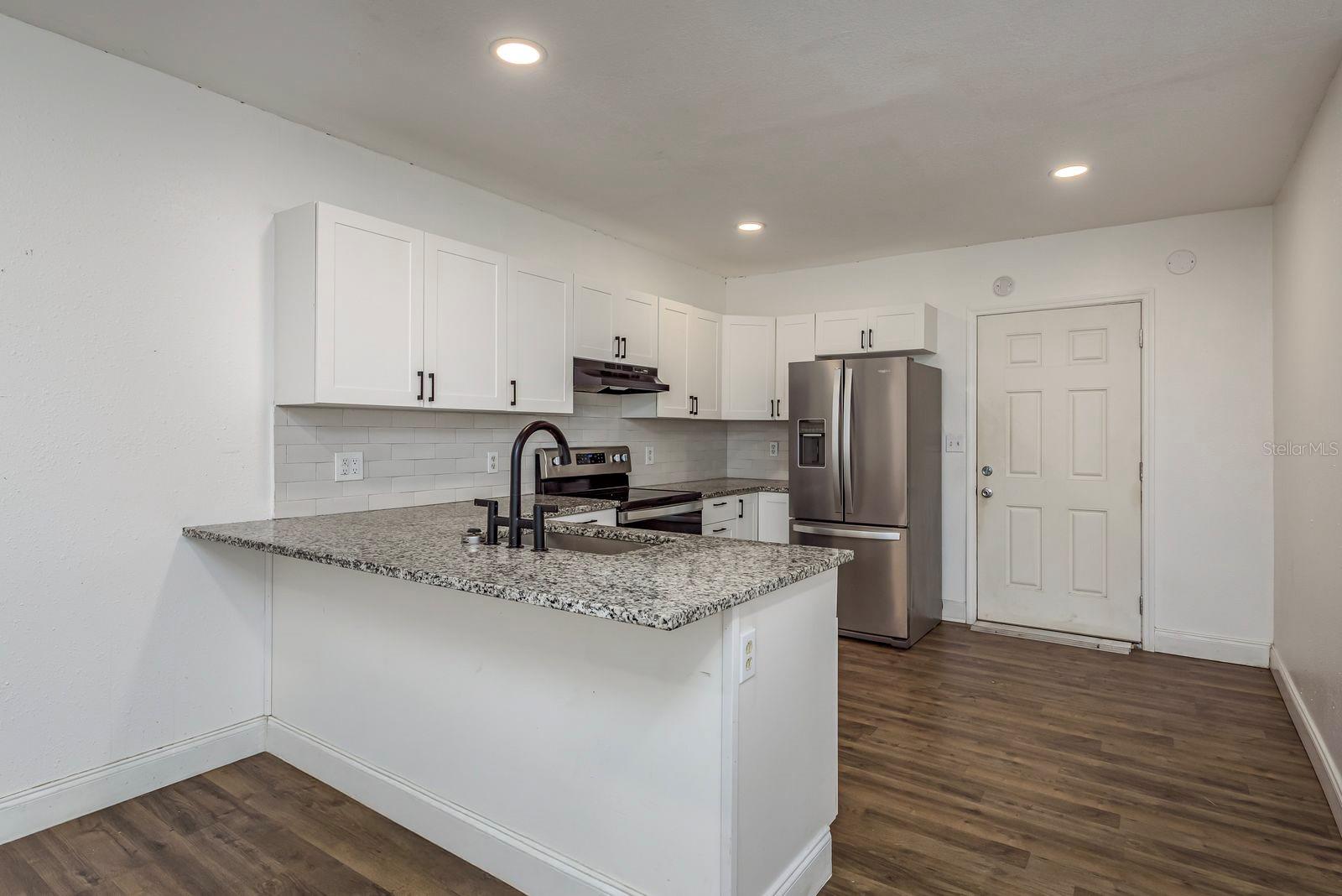 Image 2 of 29 For 2911 16th Avenue S A