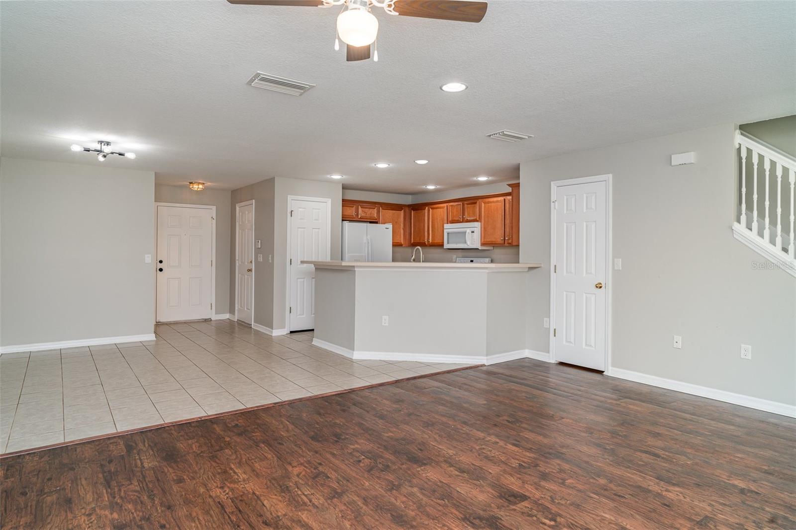 Image 10 of 22 For 6954 Hawthorne Trace Lane