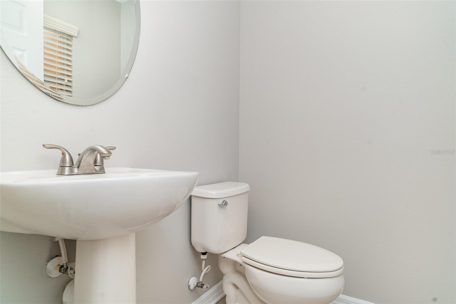 Image 11 of 22 For 6954 Hawthorne Trace Lane
