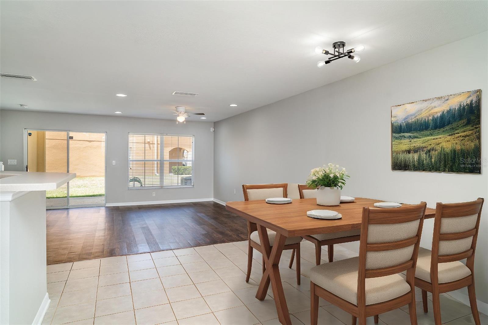 Image 6 of 22 For 6954 Hawthorne Trace Lane