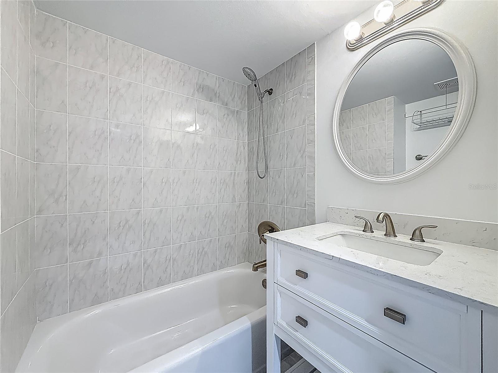 Image 20 of 61 For 12900 Vonn Road D202