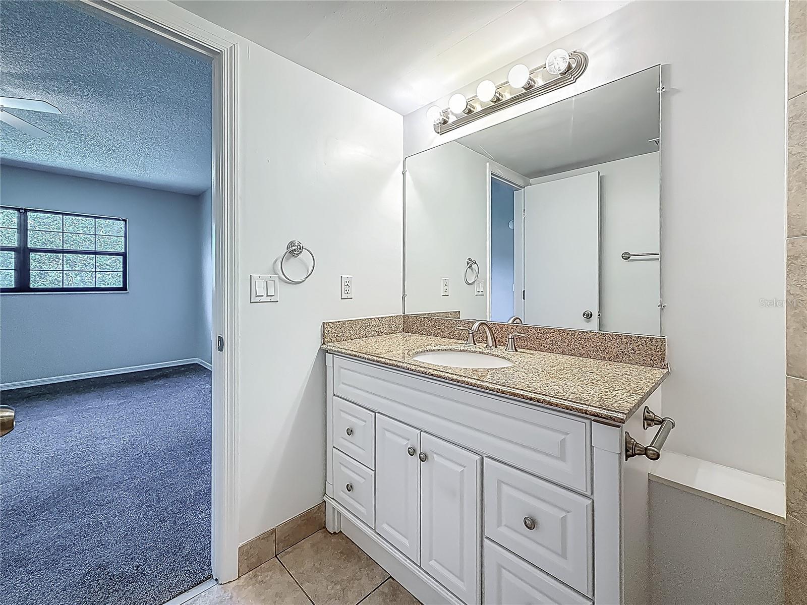 Image 26 of 61 For 12900 Vonn Road D202