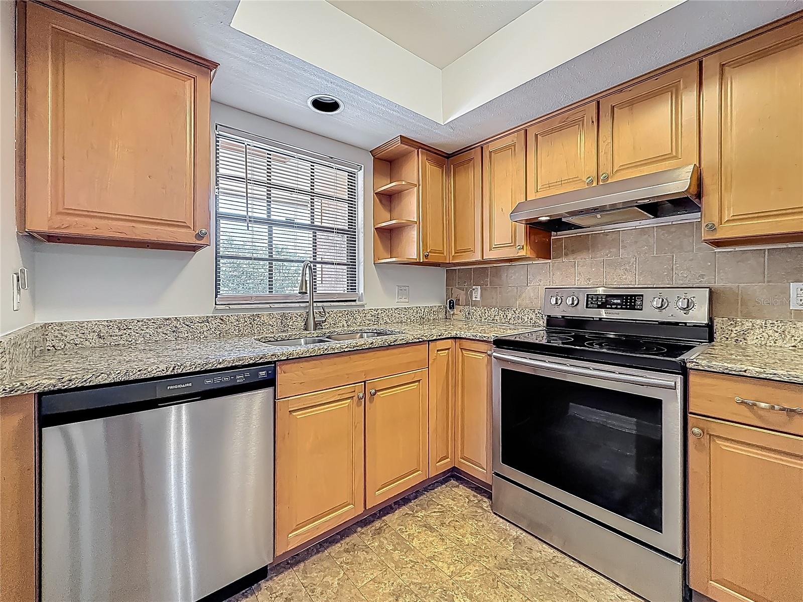Image 7 of 61 For 12900 Vonn Road D202