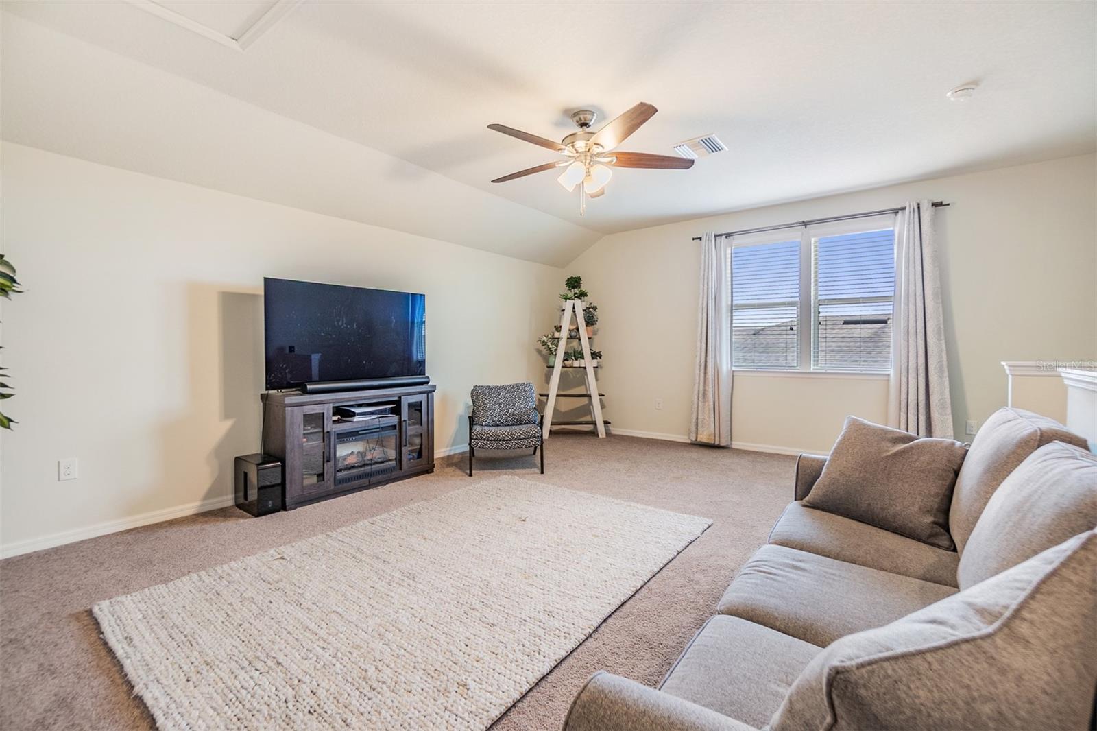Image 8 of 79 For 8296 Olive Brook Drive