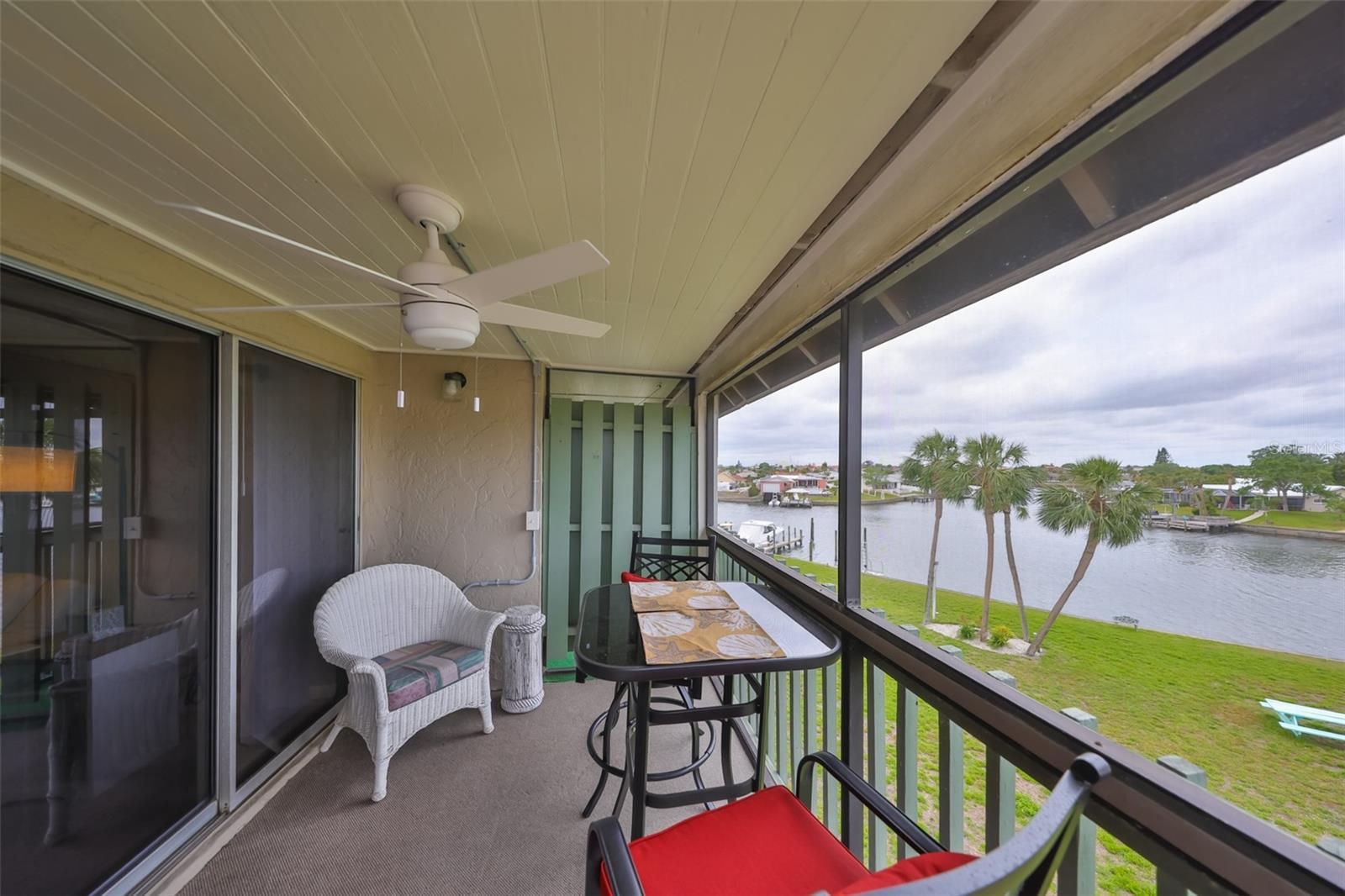 Image 11 of 22 For 1028 Apollo Beach Boulevard 315