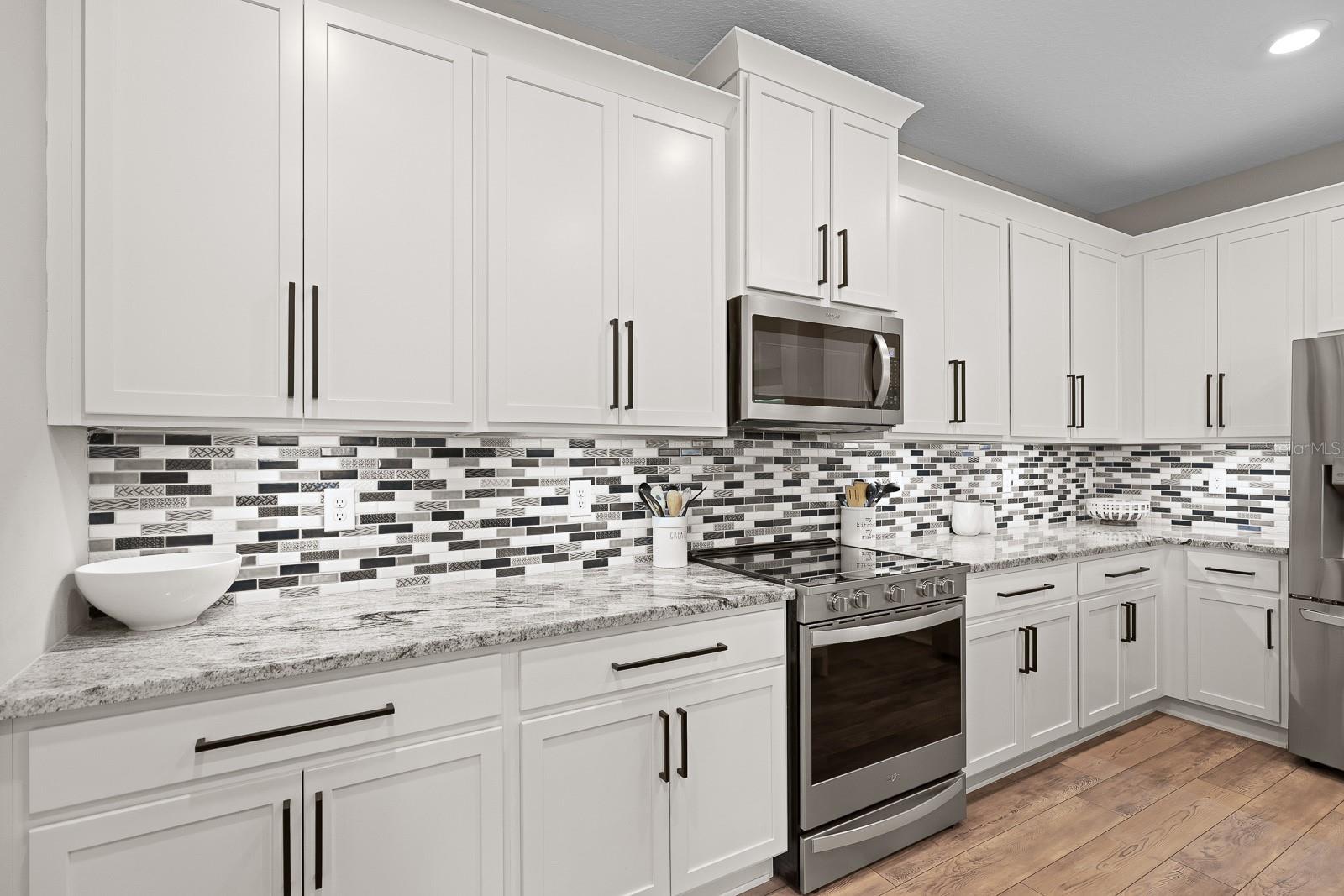 Listing photo id 12 for 520 Valri Park Drive