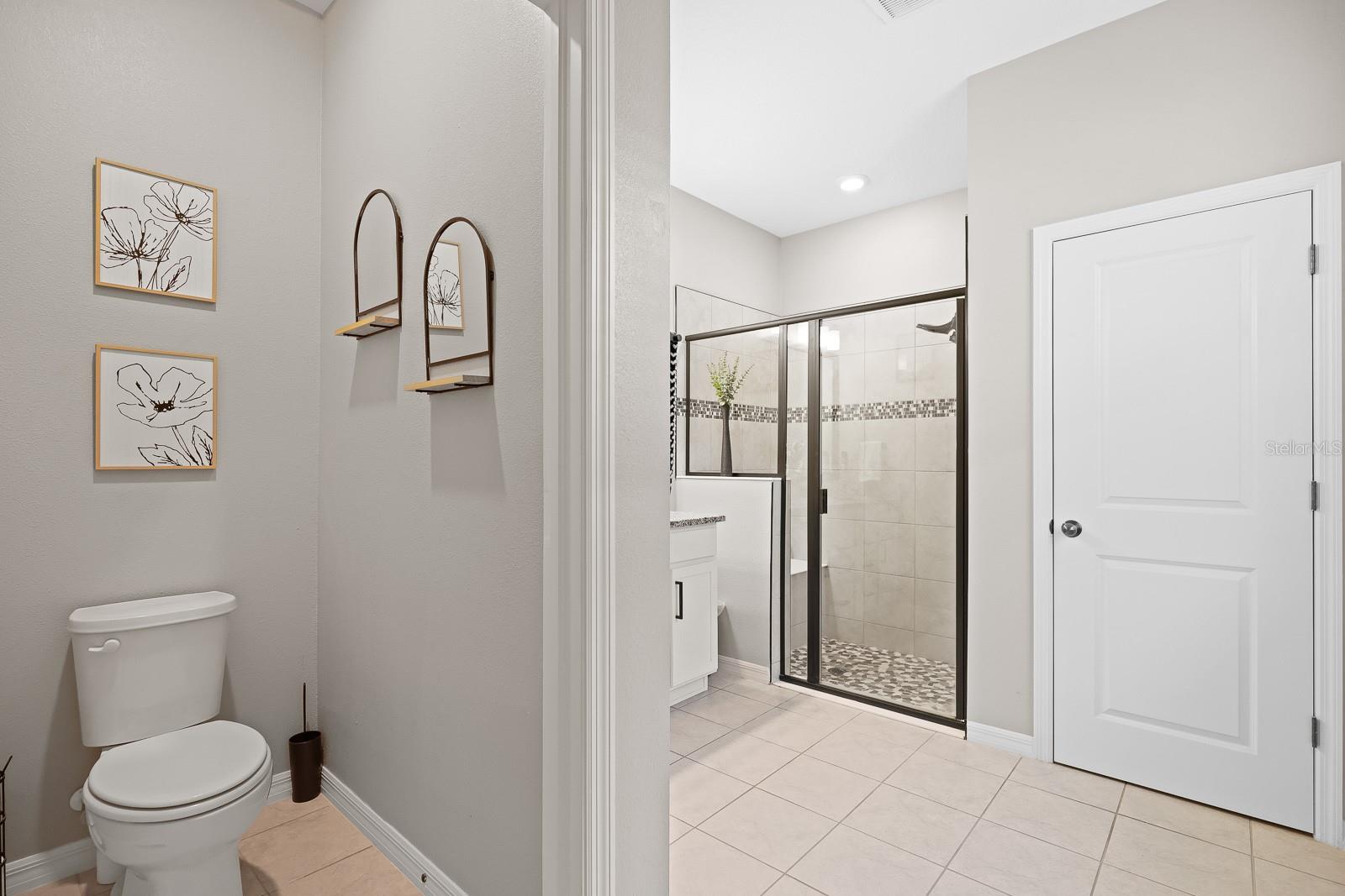 Listing photo id 21 for 520 Valri Park Drive