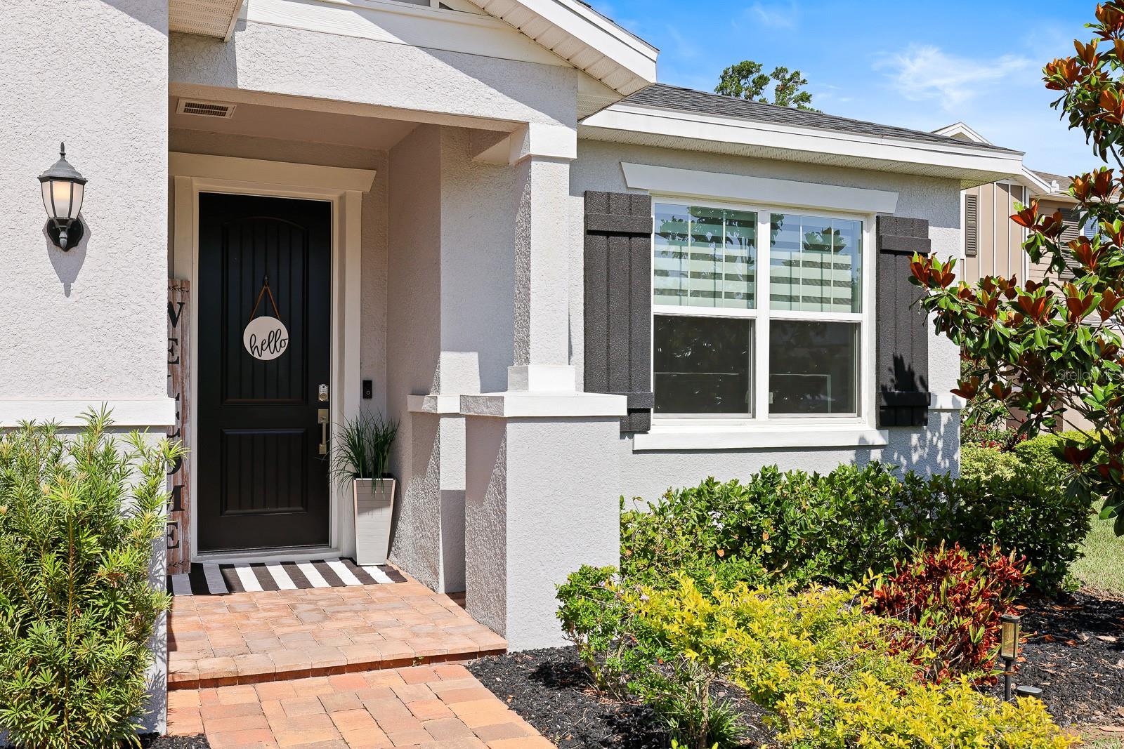 Listing photo id 1 for 520 Valri Park Drive