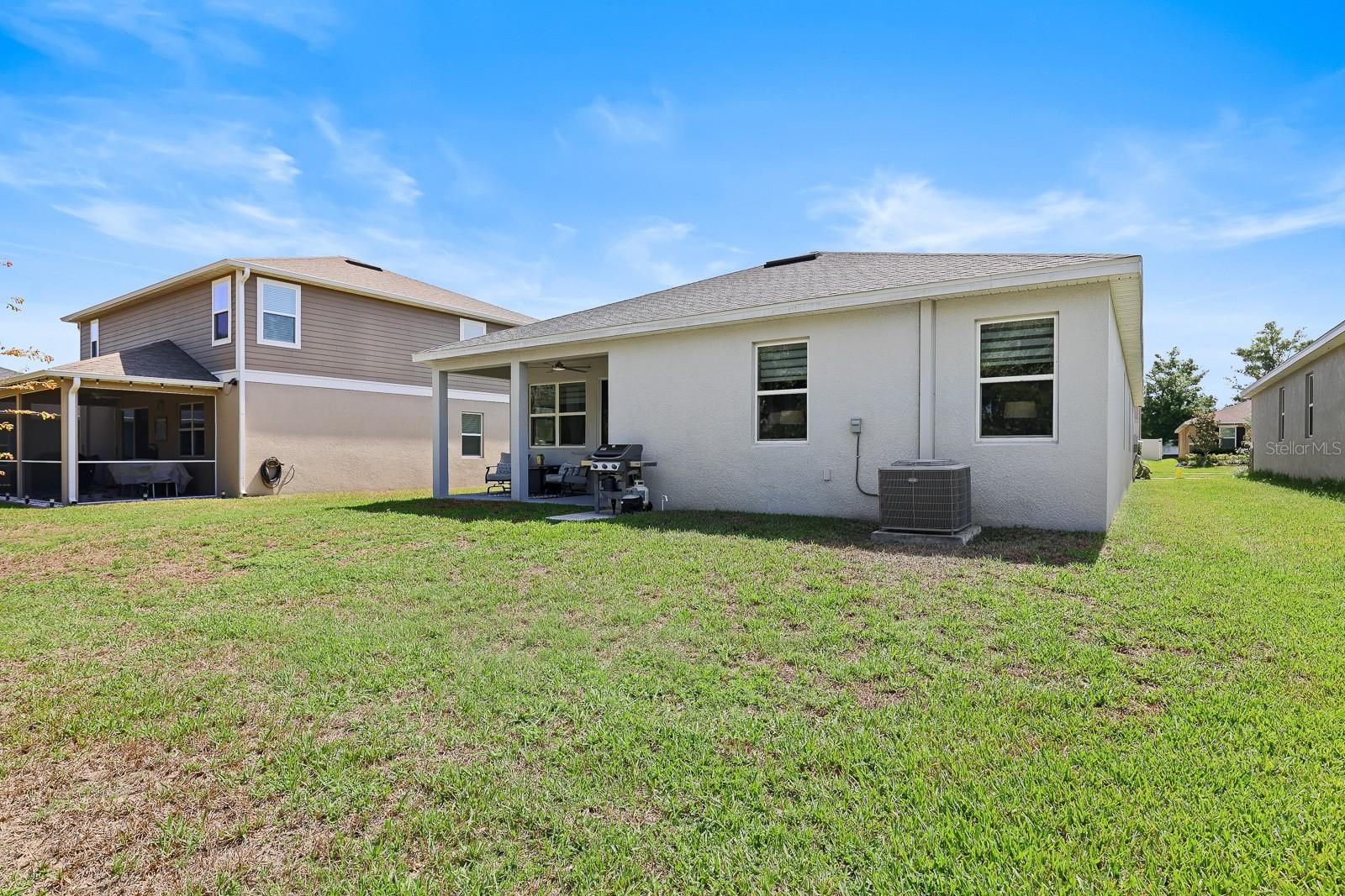 Listing photo id 37 for 520 Valri Park Drive