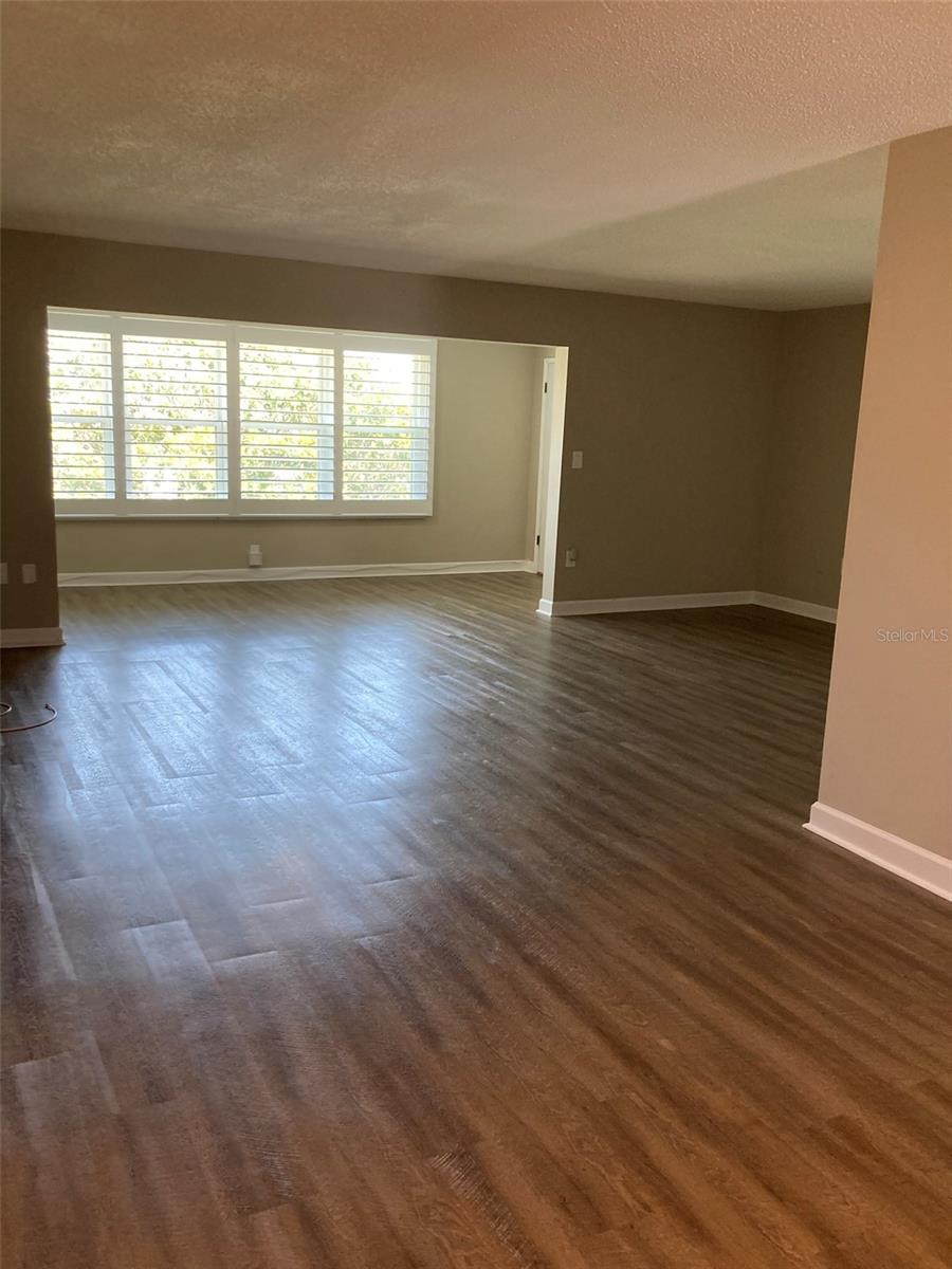 Image 12 of 47 For 5530 80th Street N A306