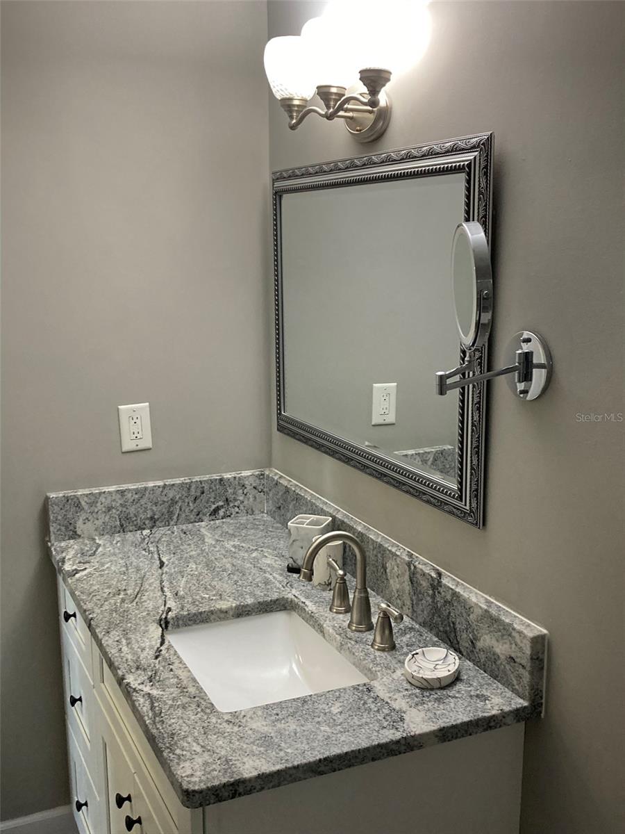 Image 22 of 47 For 5530 80th Street N A306
