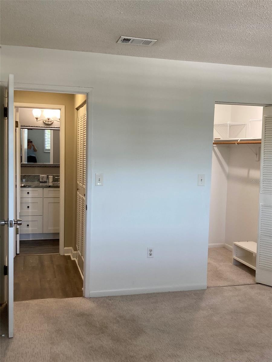 Image 26 of 47 For 5530 80th Street N A306
