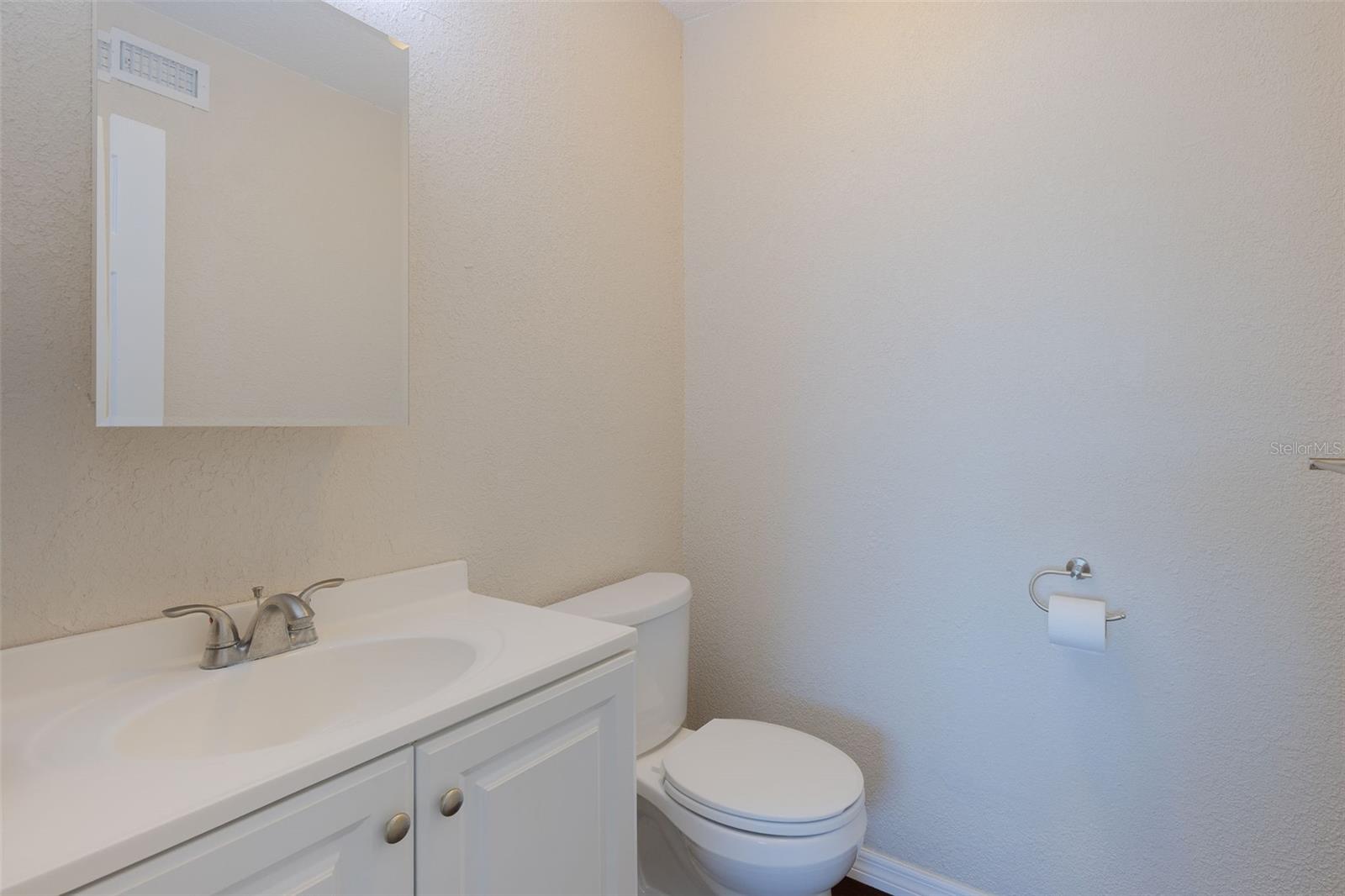 Image 14 of 30 For 10379 Paradise Boulevard 40