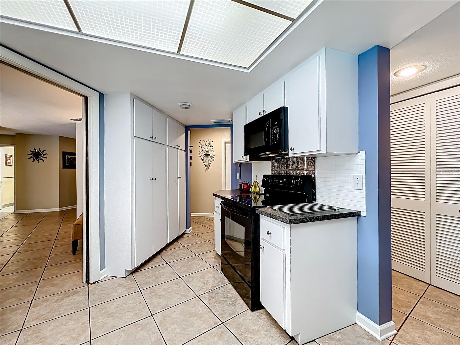 Image 15 of 64 For 3900 38th Street S