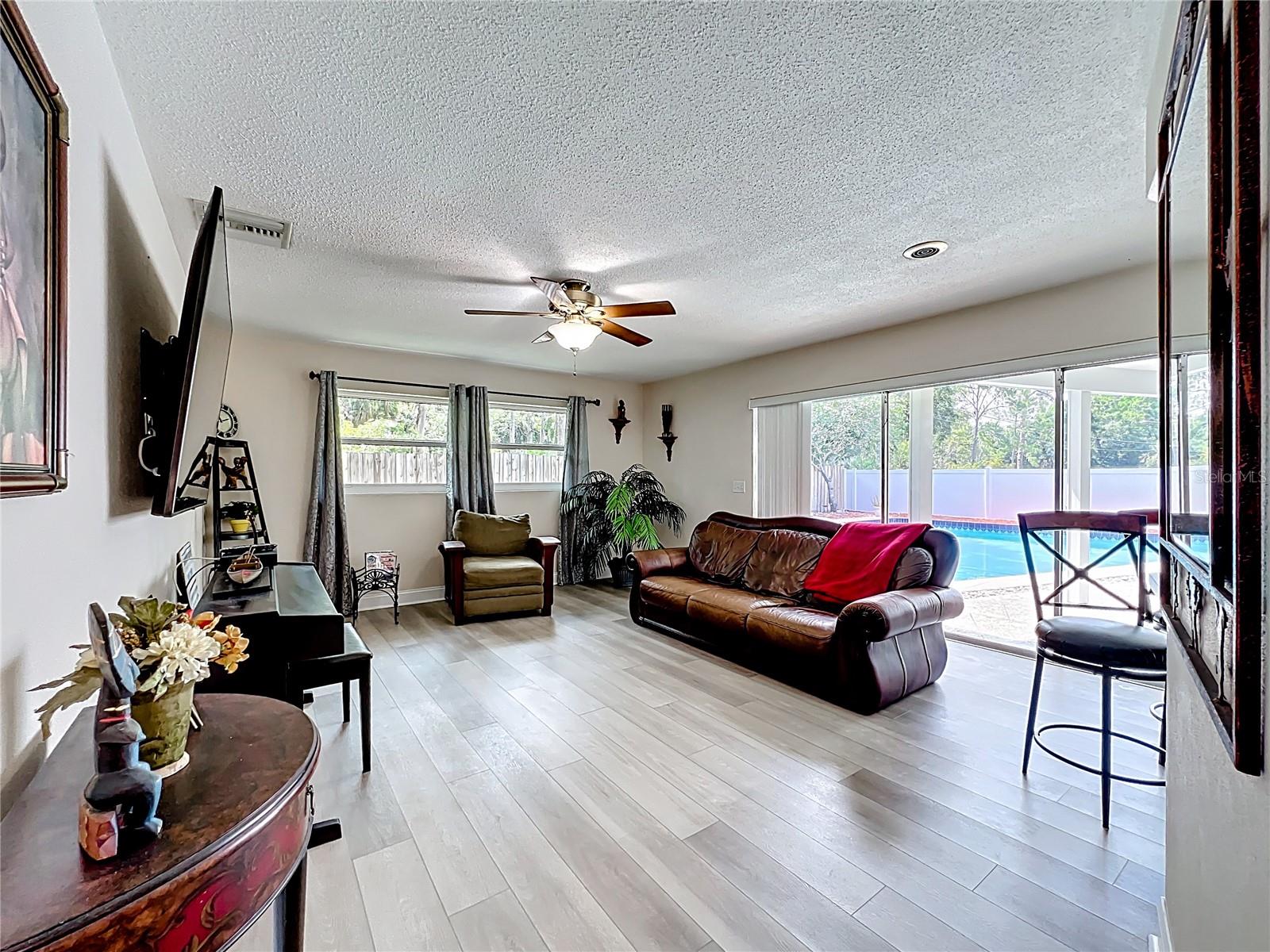Image 18 of 64 For 3900 38th Street S