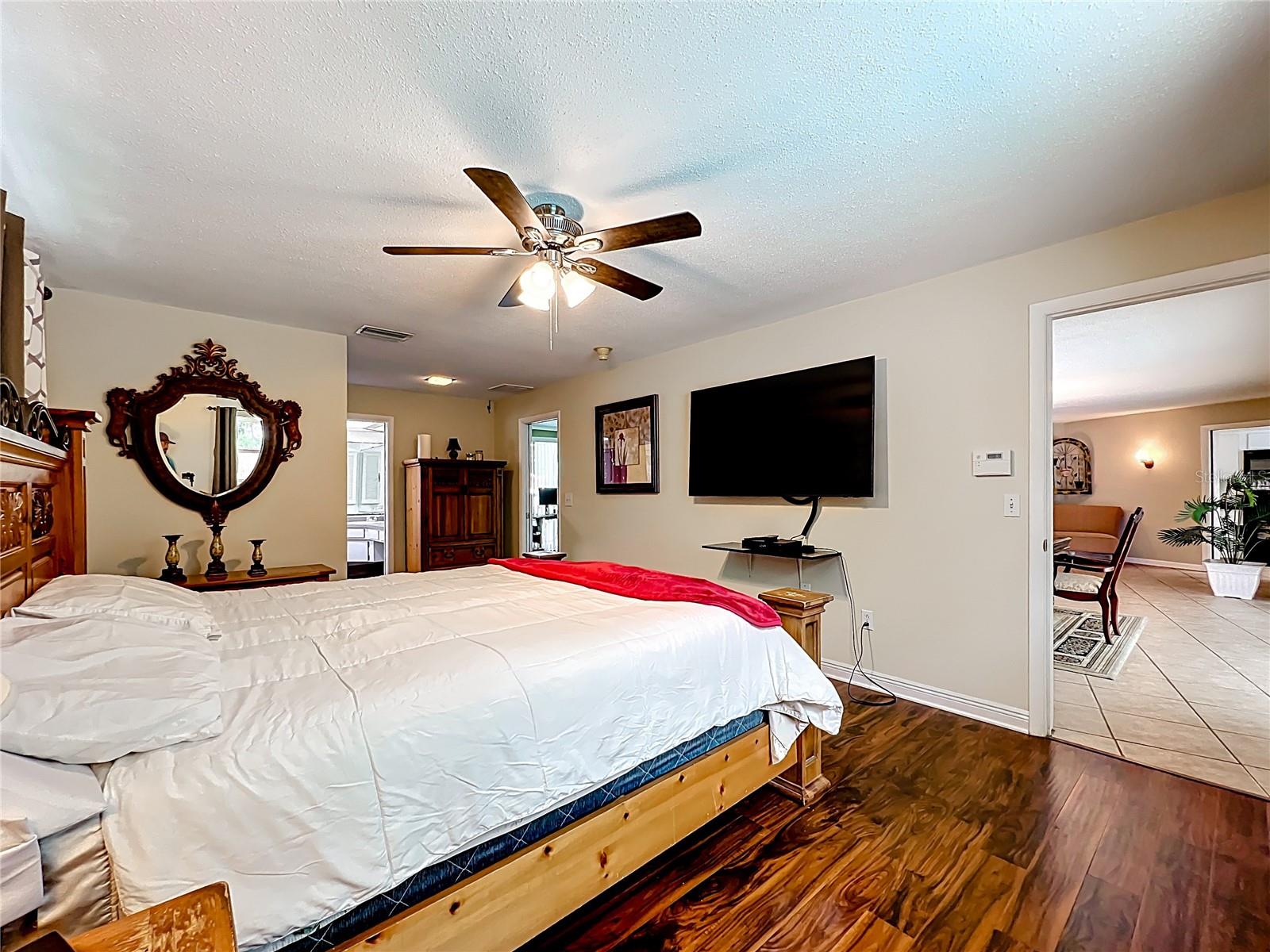 Image 23 of 64 For 3900 38th Street S