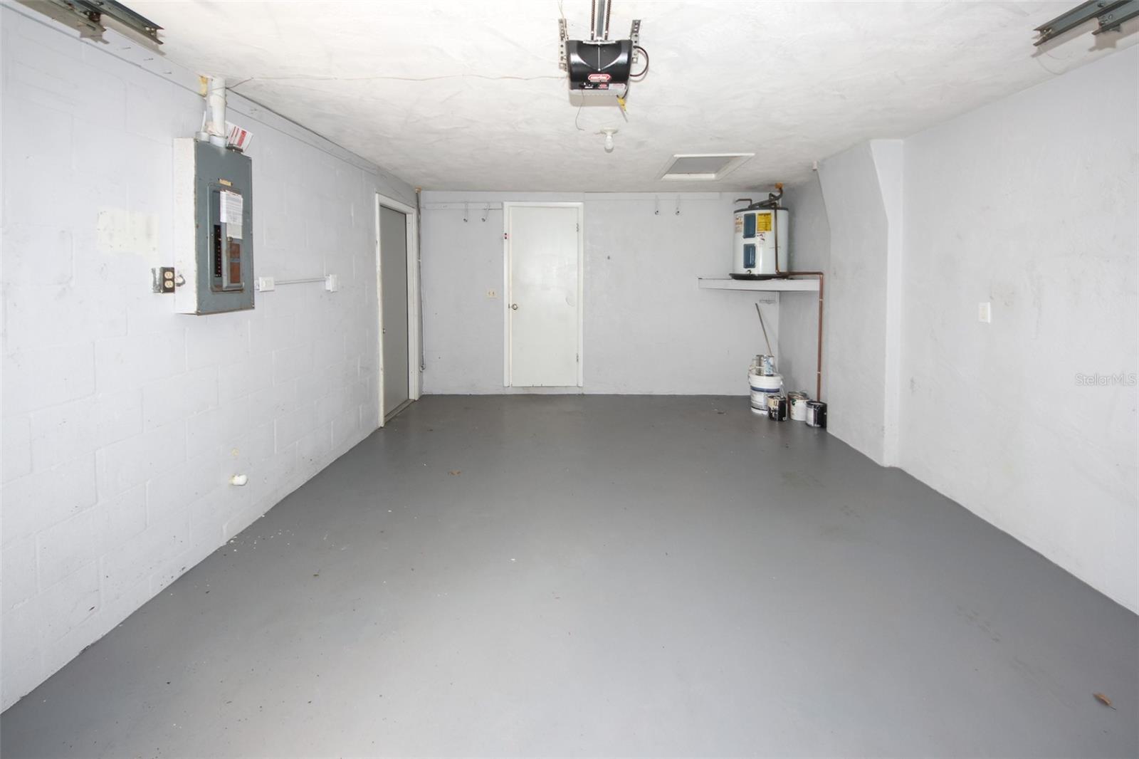Image 22 of 25 For 7904 Judith Crescent