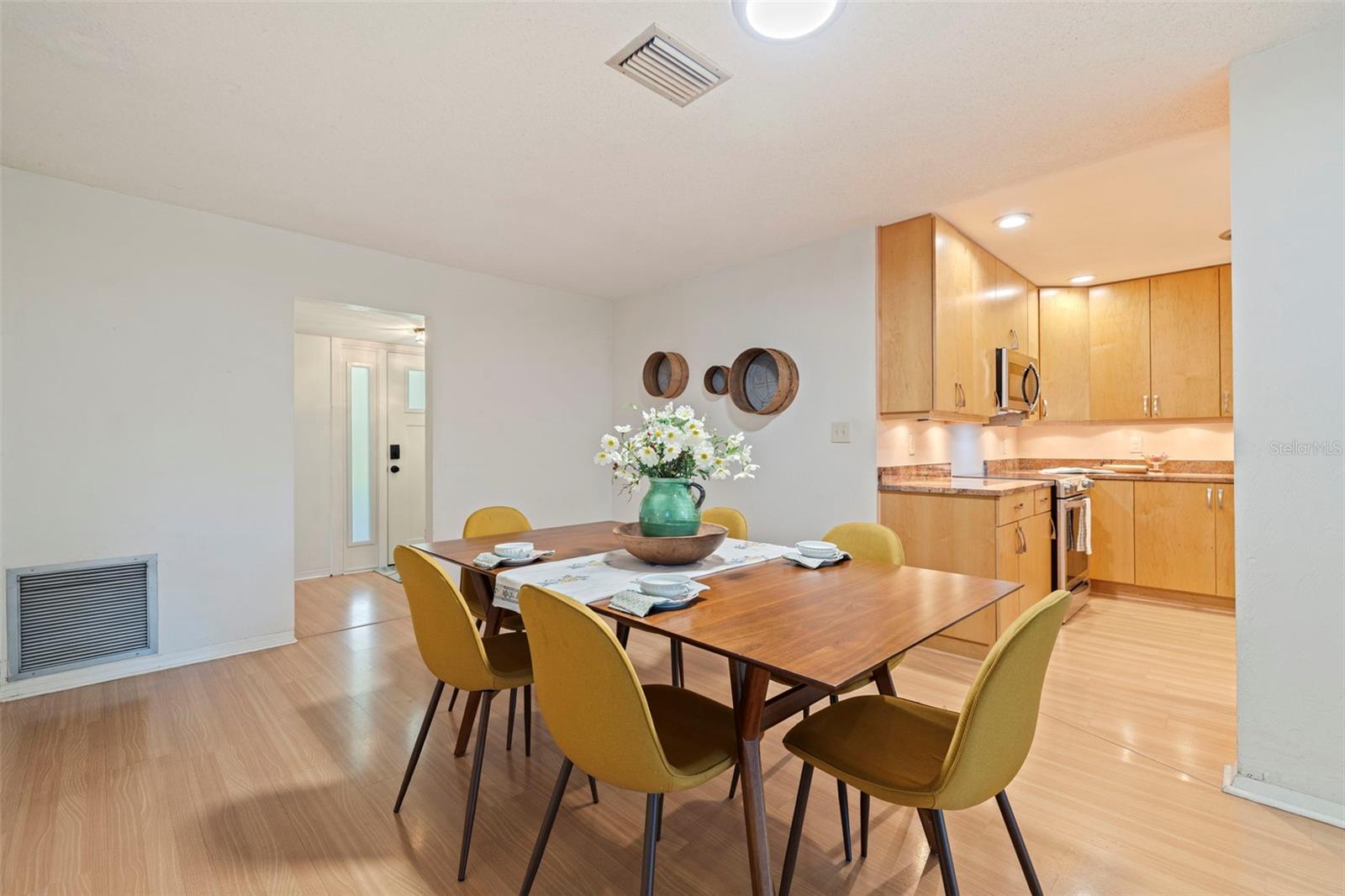 Image 15 of 44 For 5901 3rd Street S