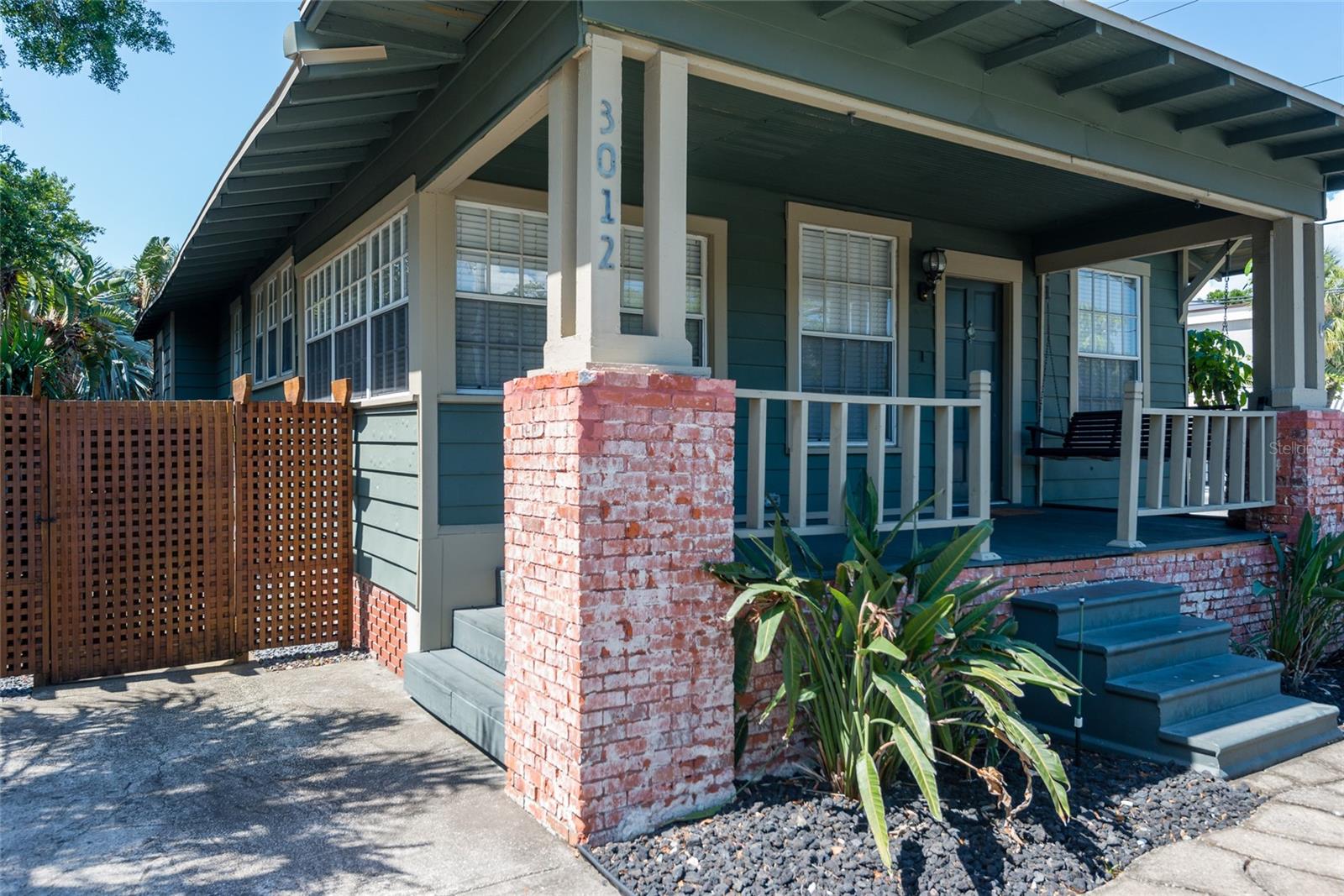 Image 4 of 27 For 3012 Julia Street
