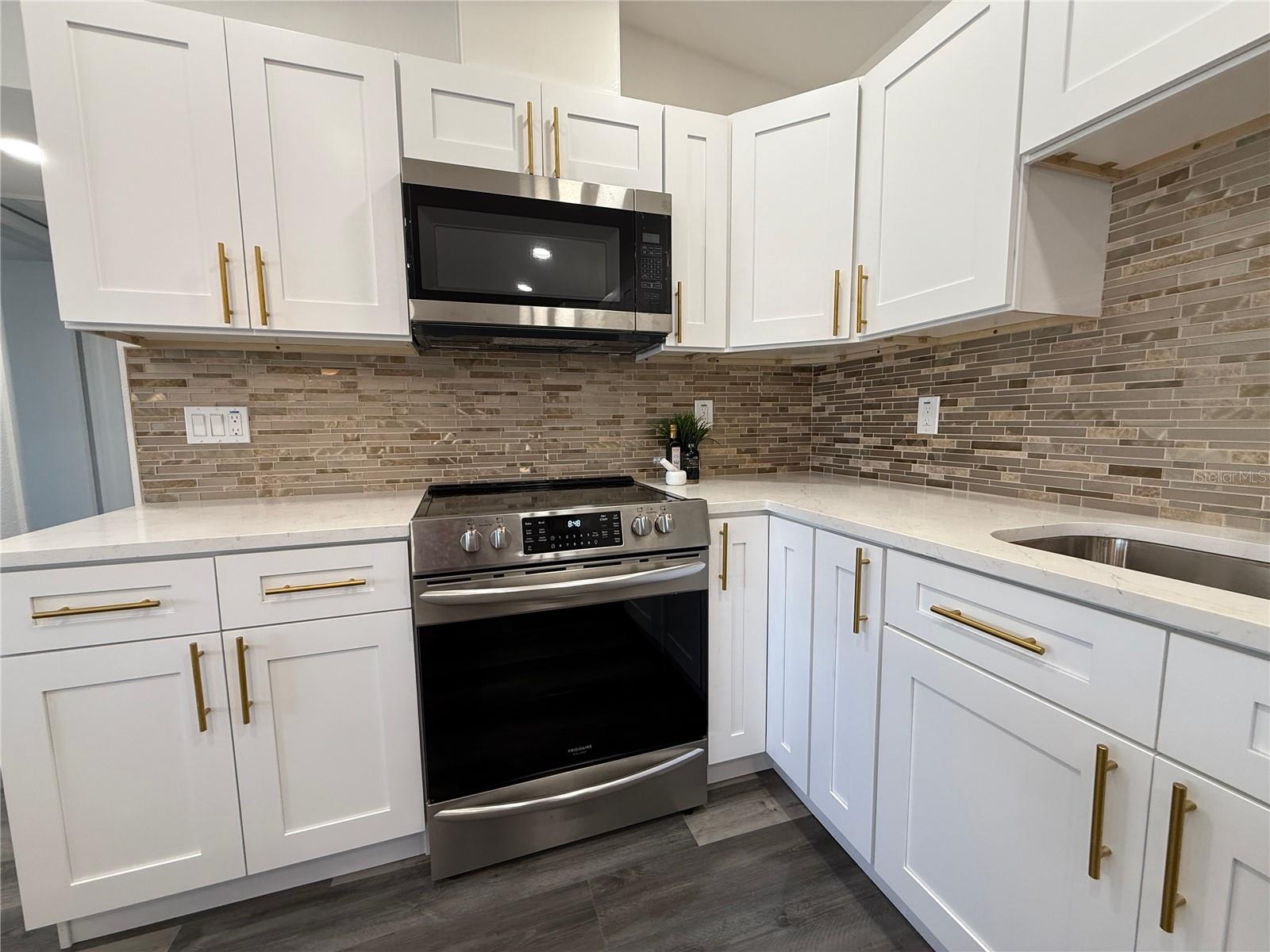 Image 8 of 28 For 2254 66th Avenue S
