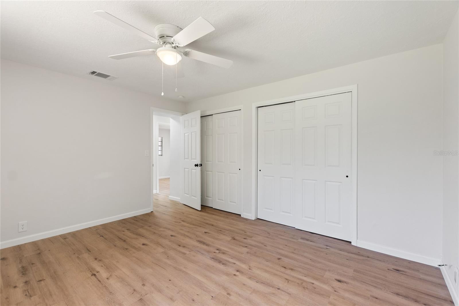 Listing photo id 18 for 20 Washington Street