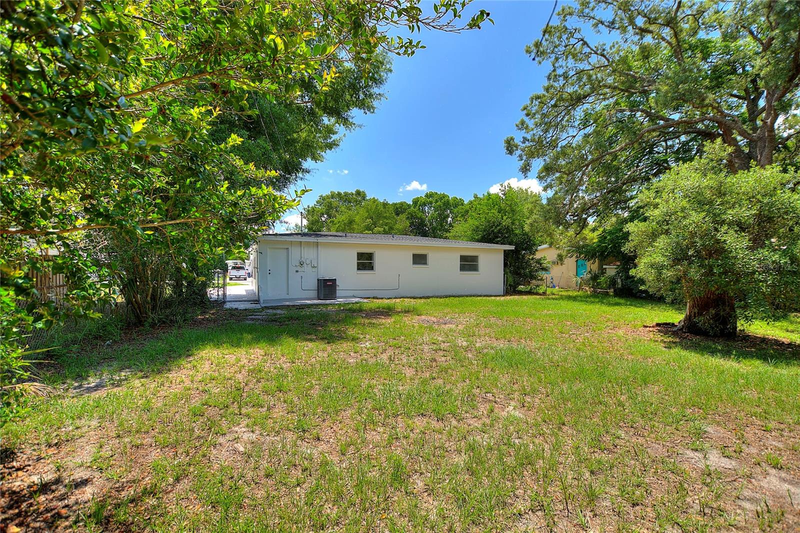 Listing photo id 23 for 20 Washington Street