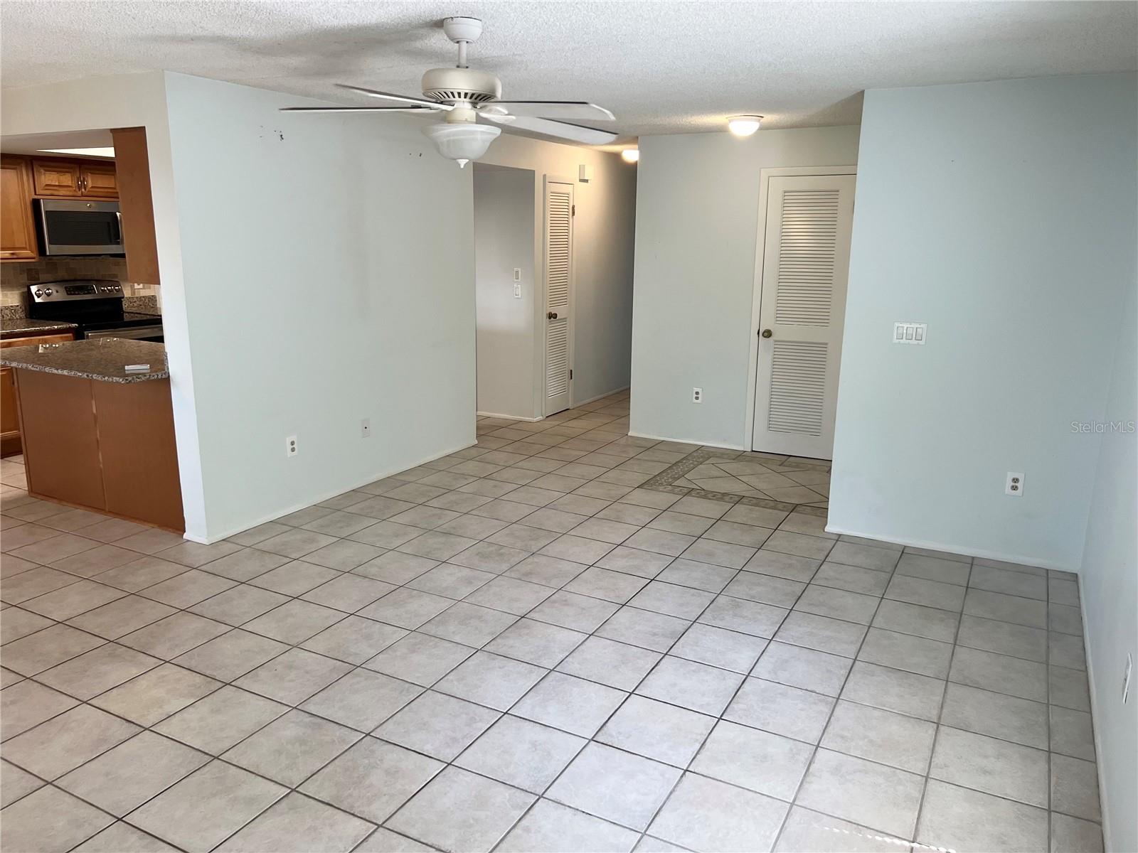 Image 5 of 27 For 647 Fairmont Avenue C