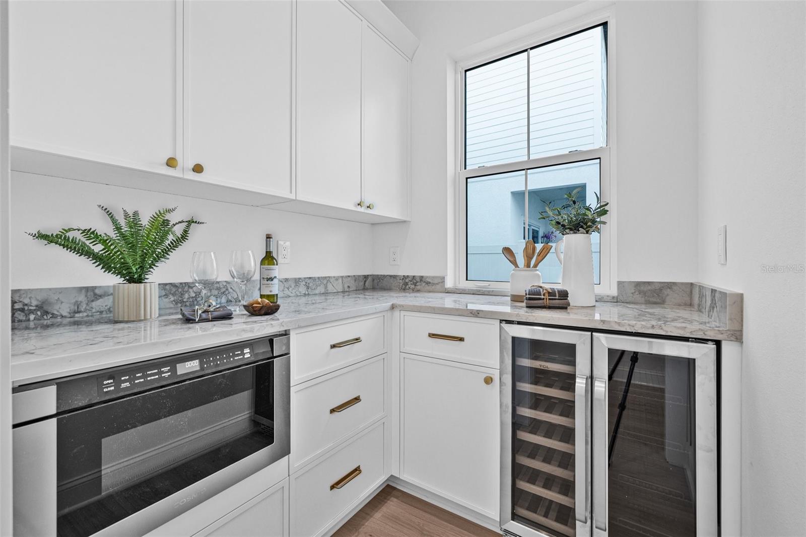 Image 22 of 43 For 5120 3rd Avenue N