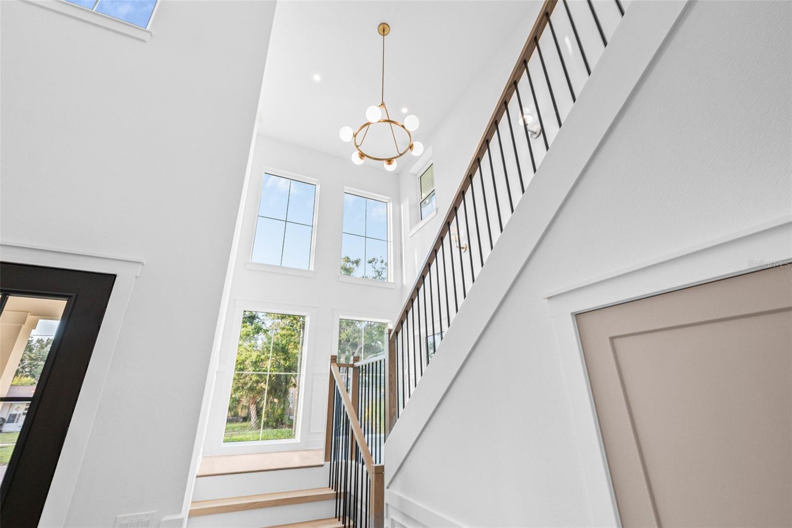 Image 35 of 43 For 5120 3rd Avenue N