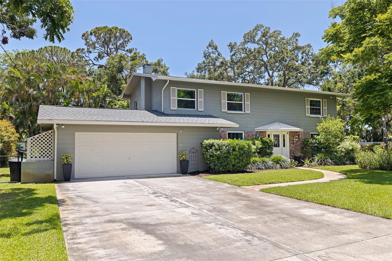 Image 42 of 54 For 768 Pinellas Point Drive S
