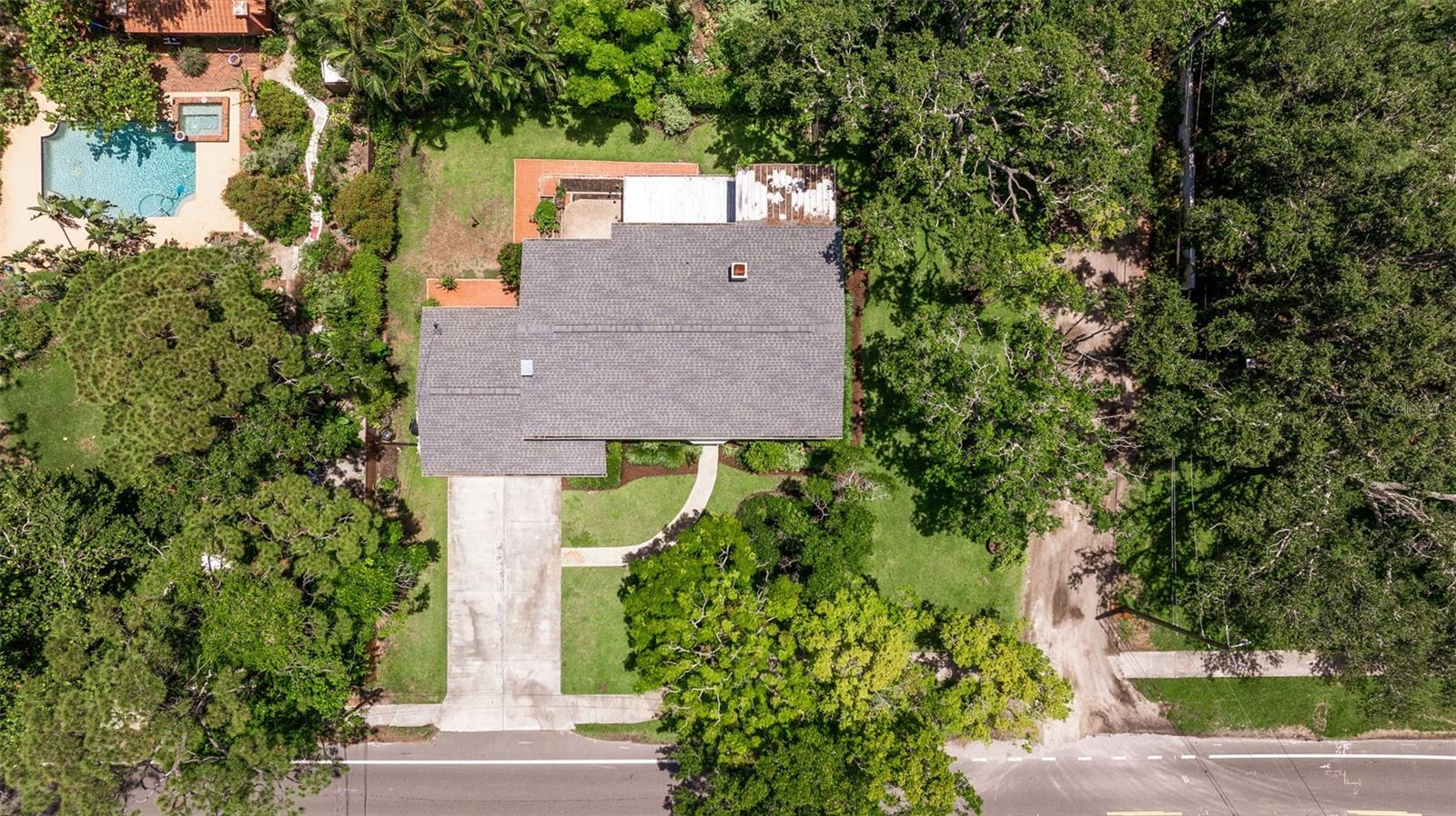 Image 43 of 54 For 768 Pinellas Point Drive S