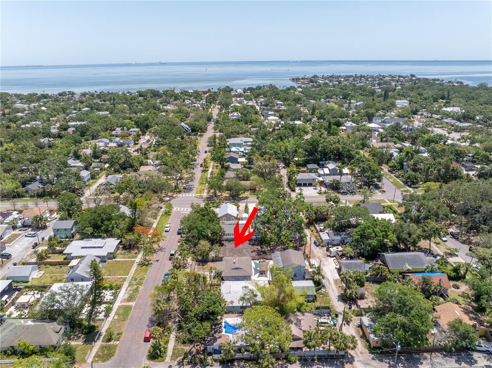 Listing photo id 1 for 320 20th Avenue S