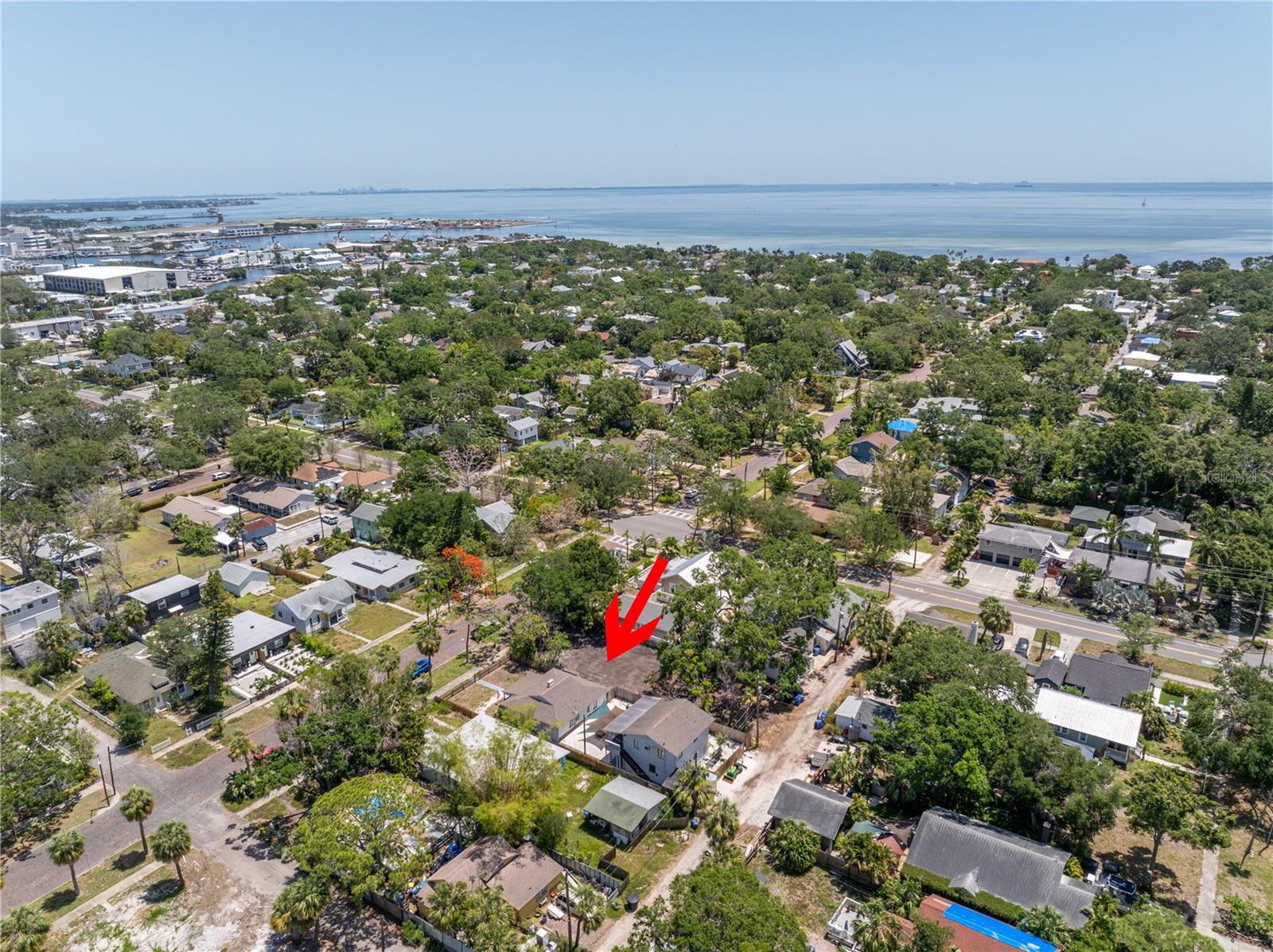 Listing photo id 2 for 320 20th Avenue S