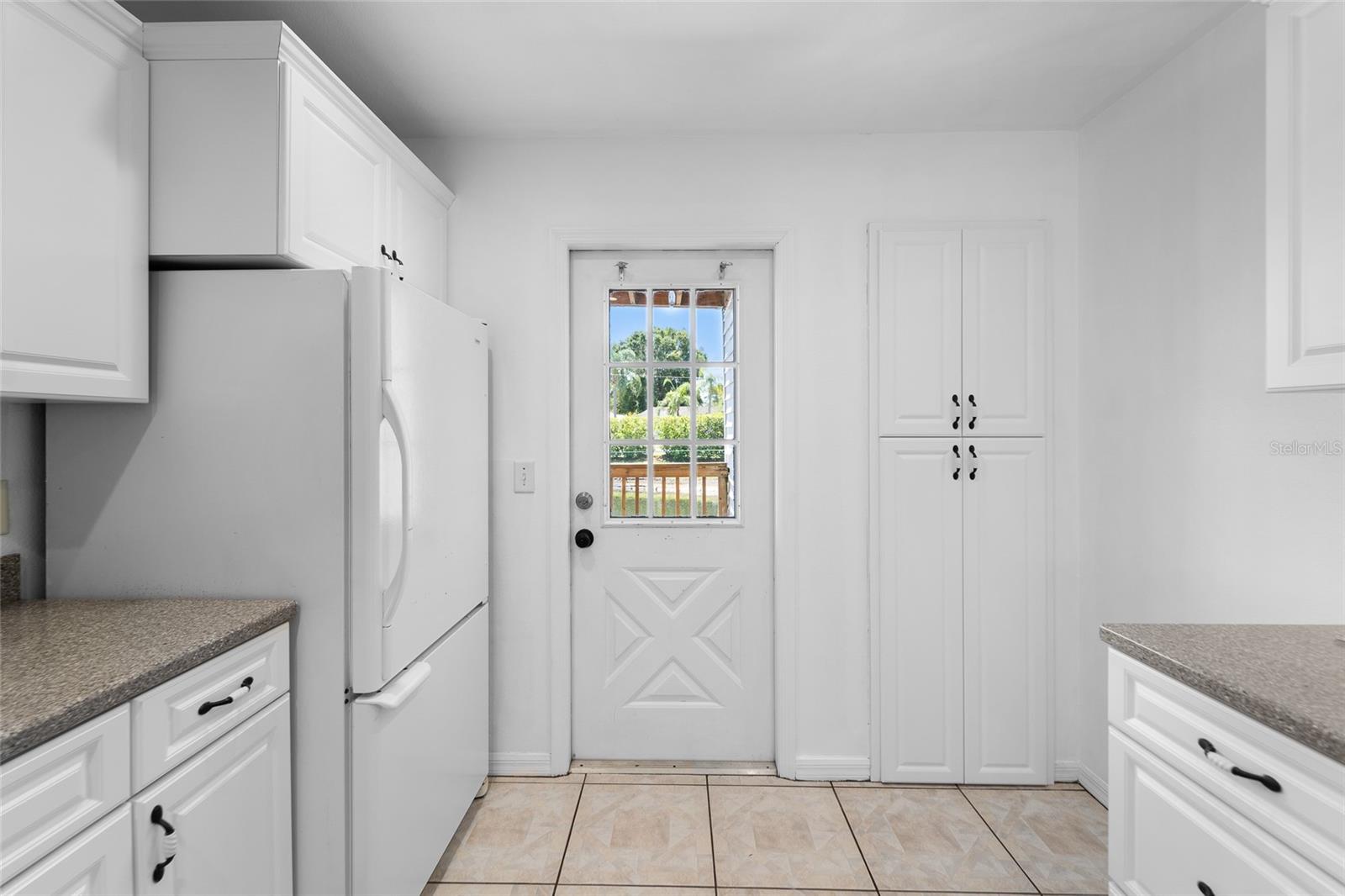 Image 8 of 20 For 5549 67th Avenue N 815