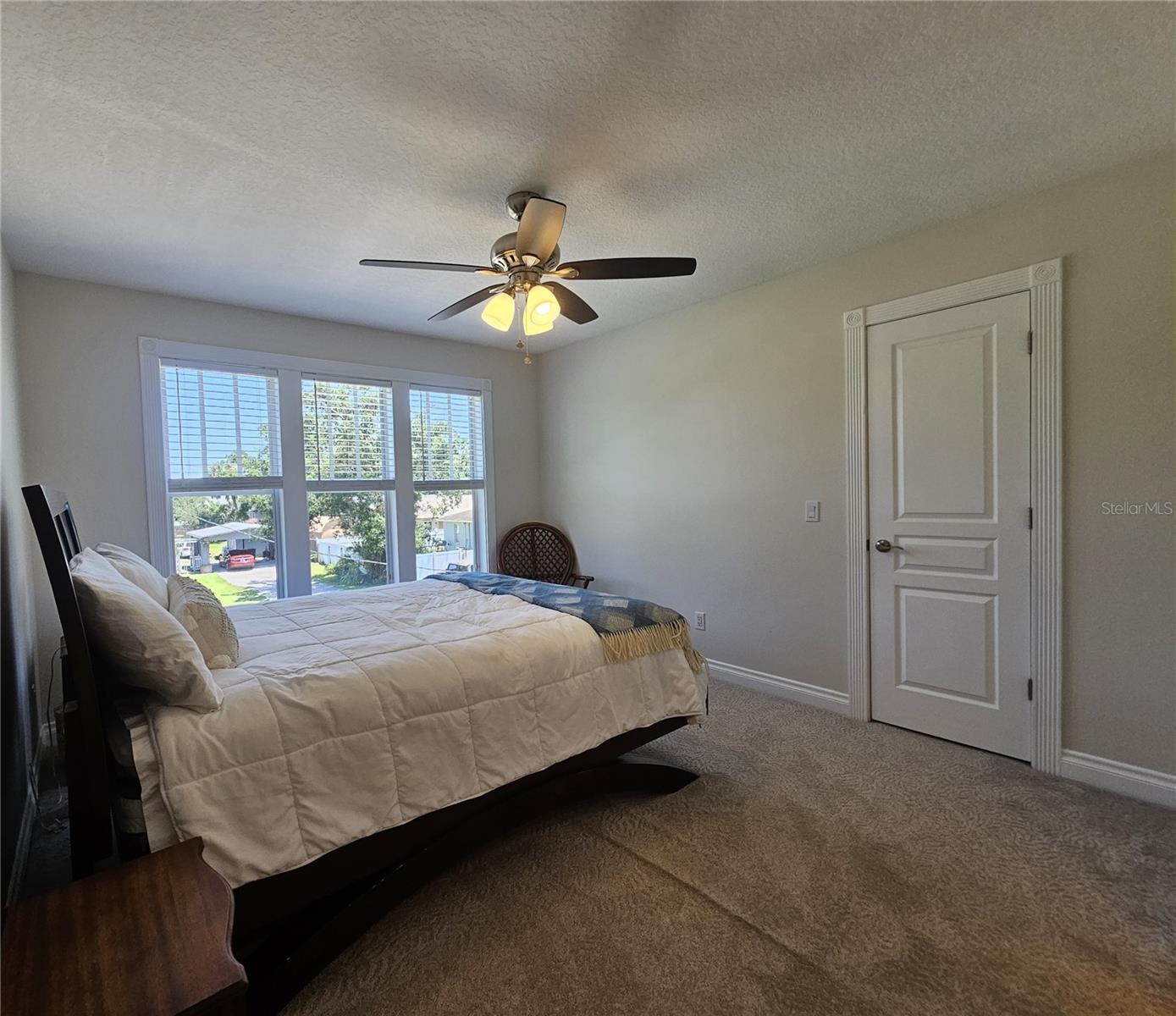 Image 36 of 48 For 7402 De Soto Street
