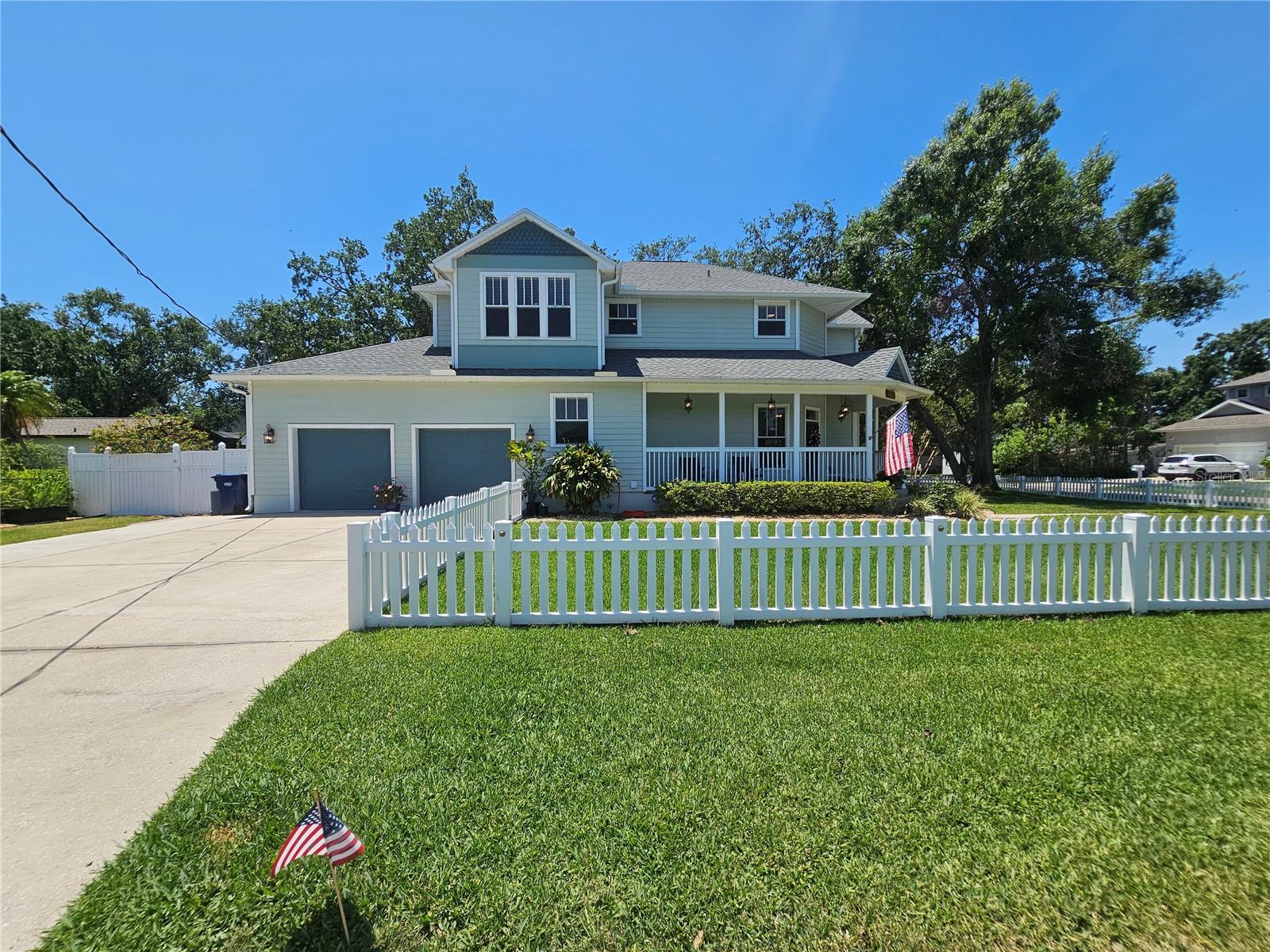 Image 4 of 48 For 7402 De Soto Street