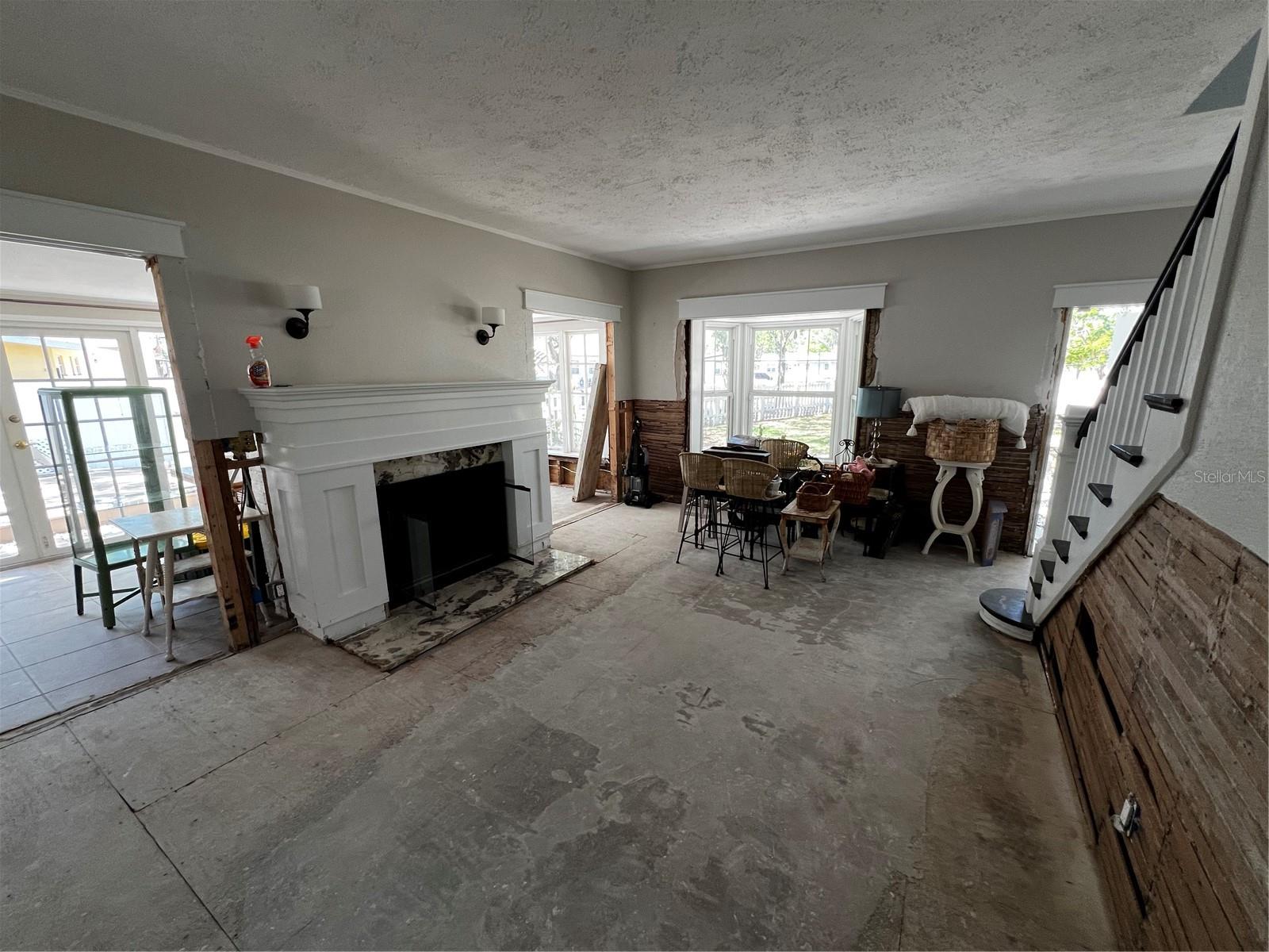 Image 7 of 51 For 301 81st Avenue Ne