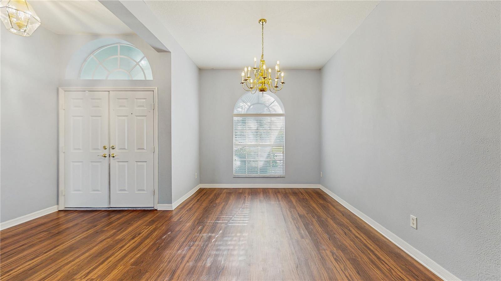 Image 4 of 37 For 9408 Sayre Street