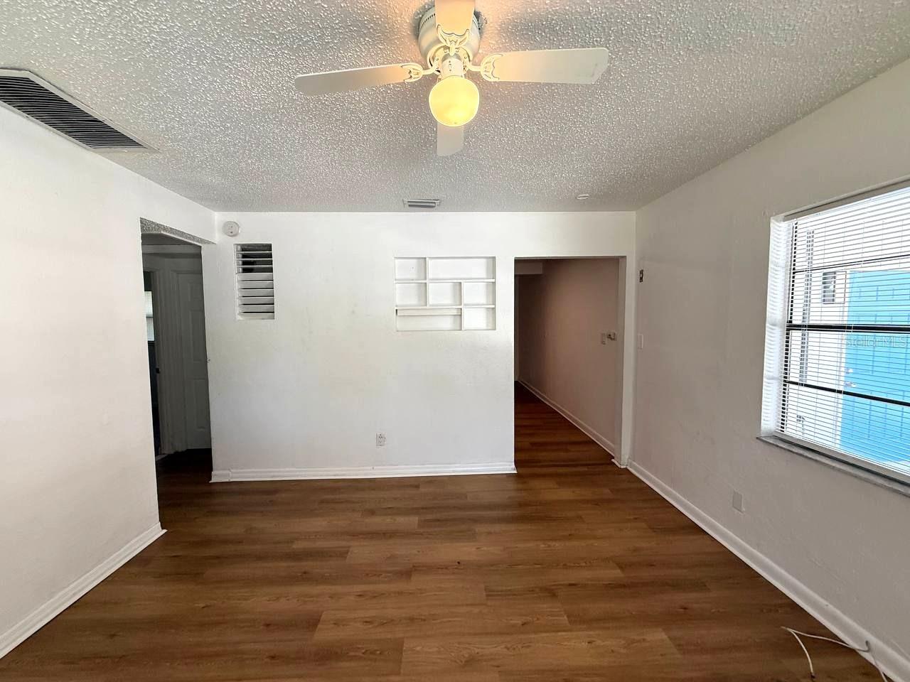 Image 4 of 35 For 767 20th Avenue S