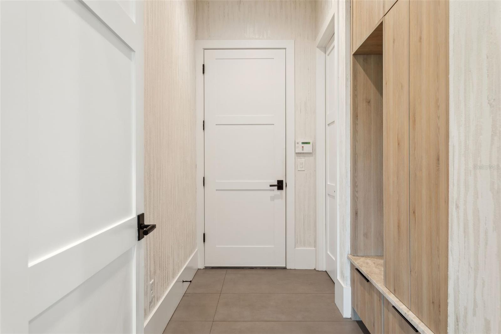 Listing photo id 51 for 2902 Beach Drive
