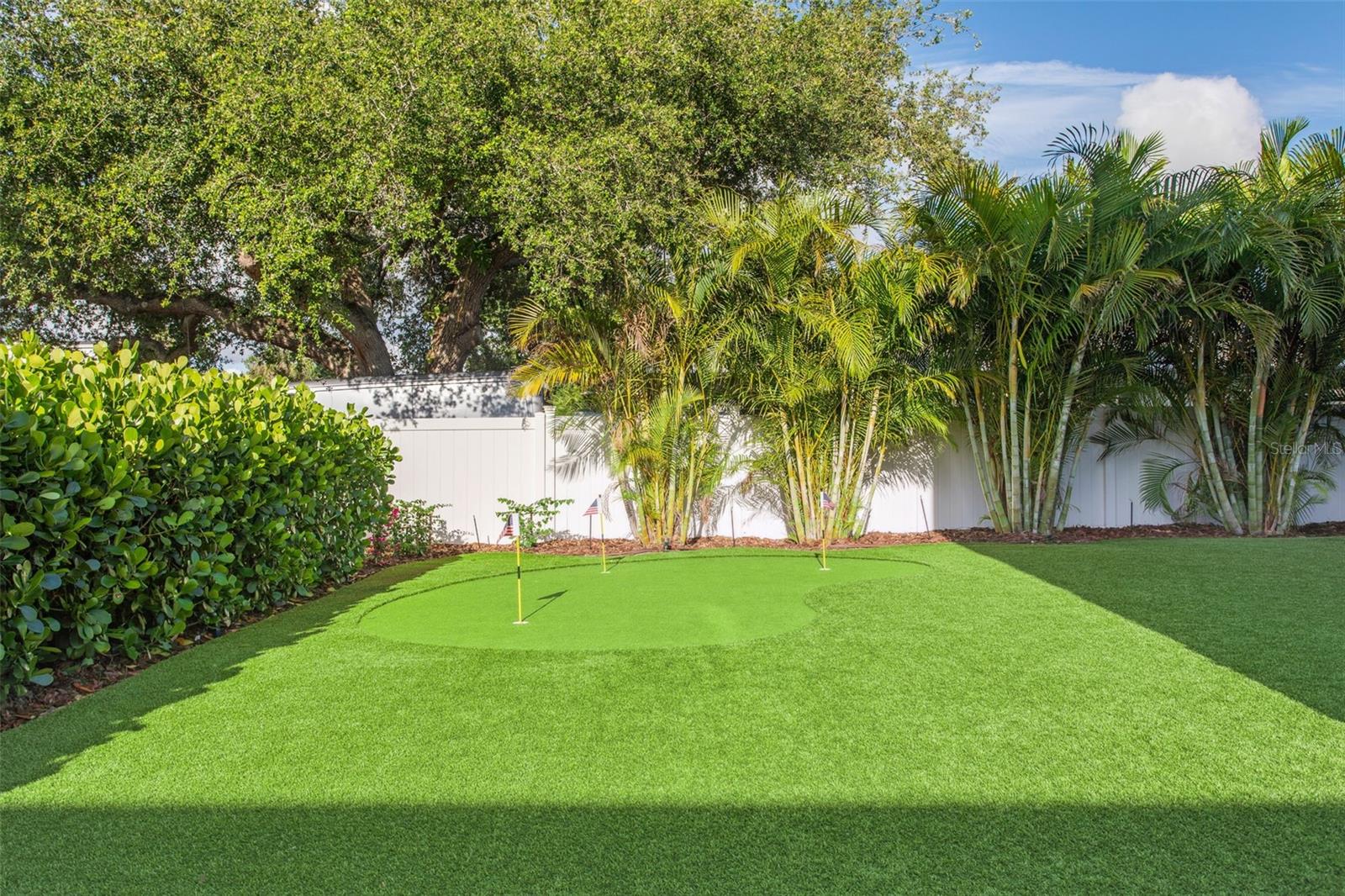 Listing photo id 66 for 2902 Beach Drive