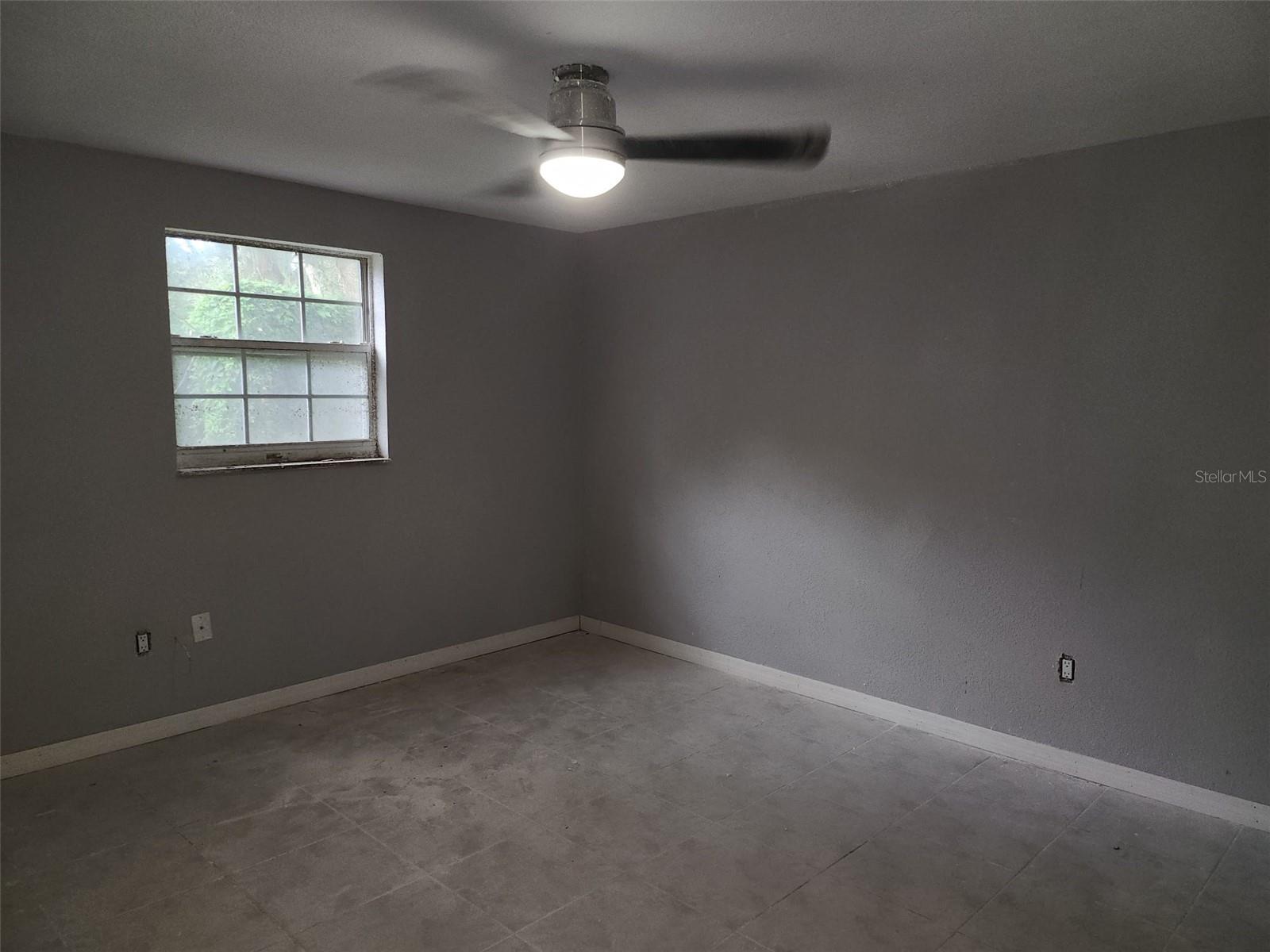 Image 4 of 4 For 606 Hayes Road
