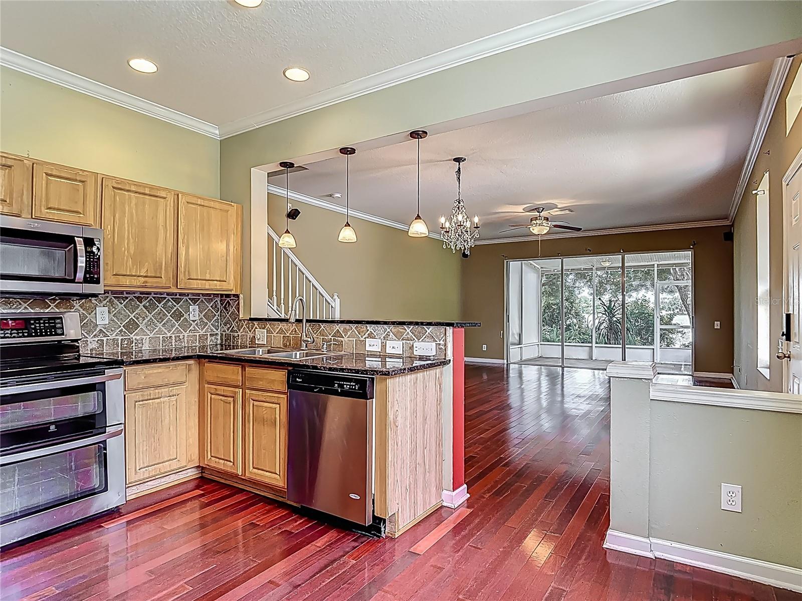 Image 18 of 73 For 8576 Sandy Beach St