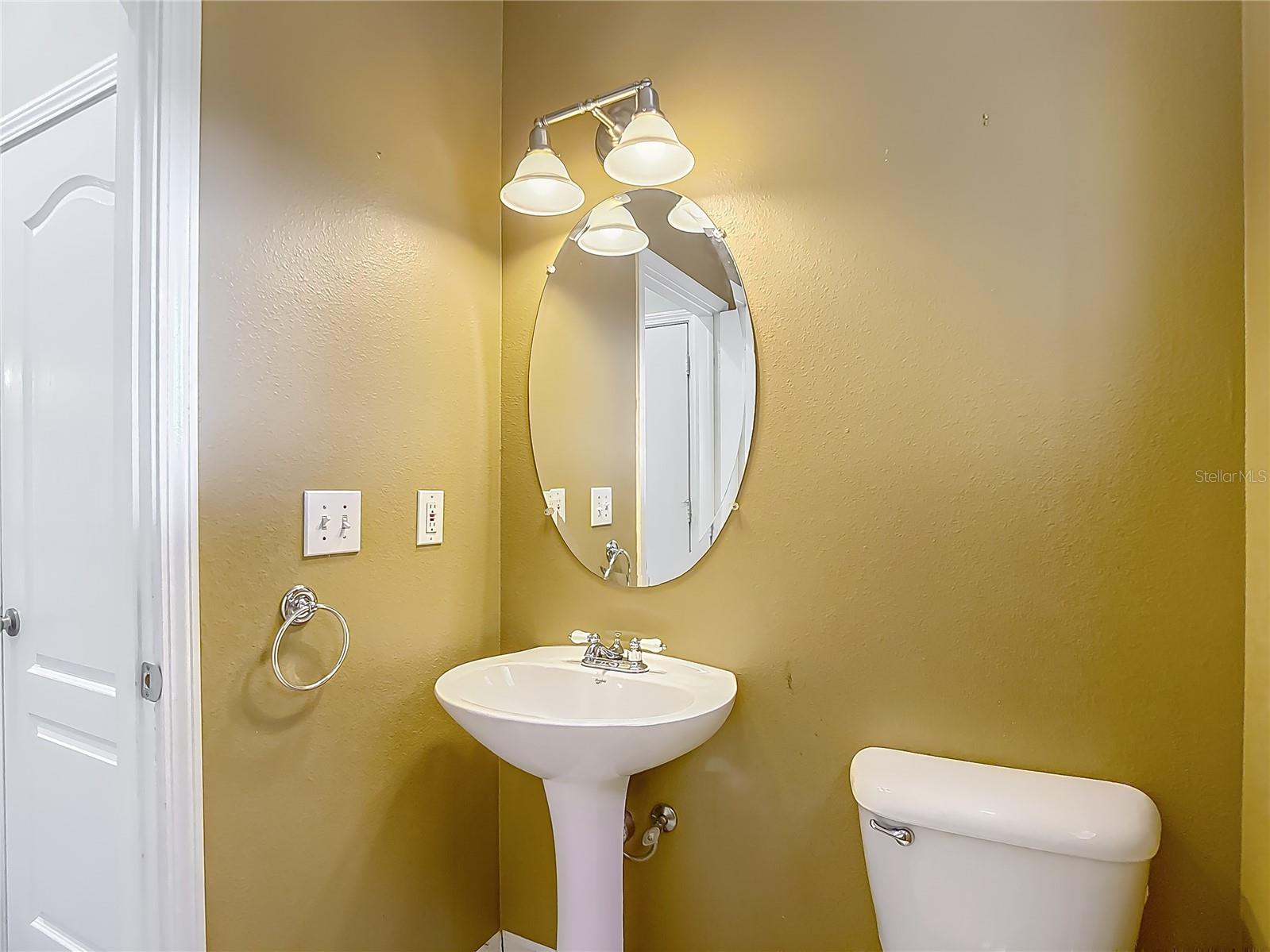Image 23 of 73 For 8576 Sandy Beach St