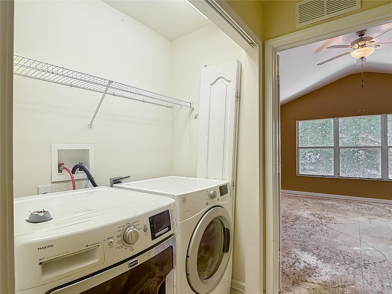 Image 36 of 73 For 8576 Sandy Beach St