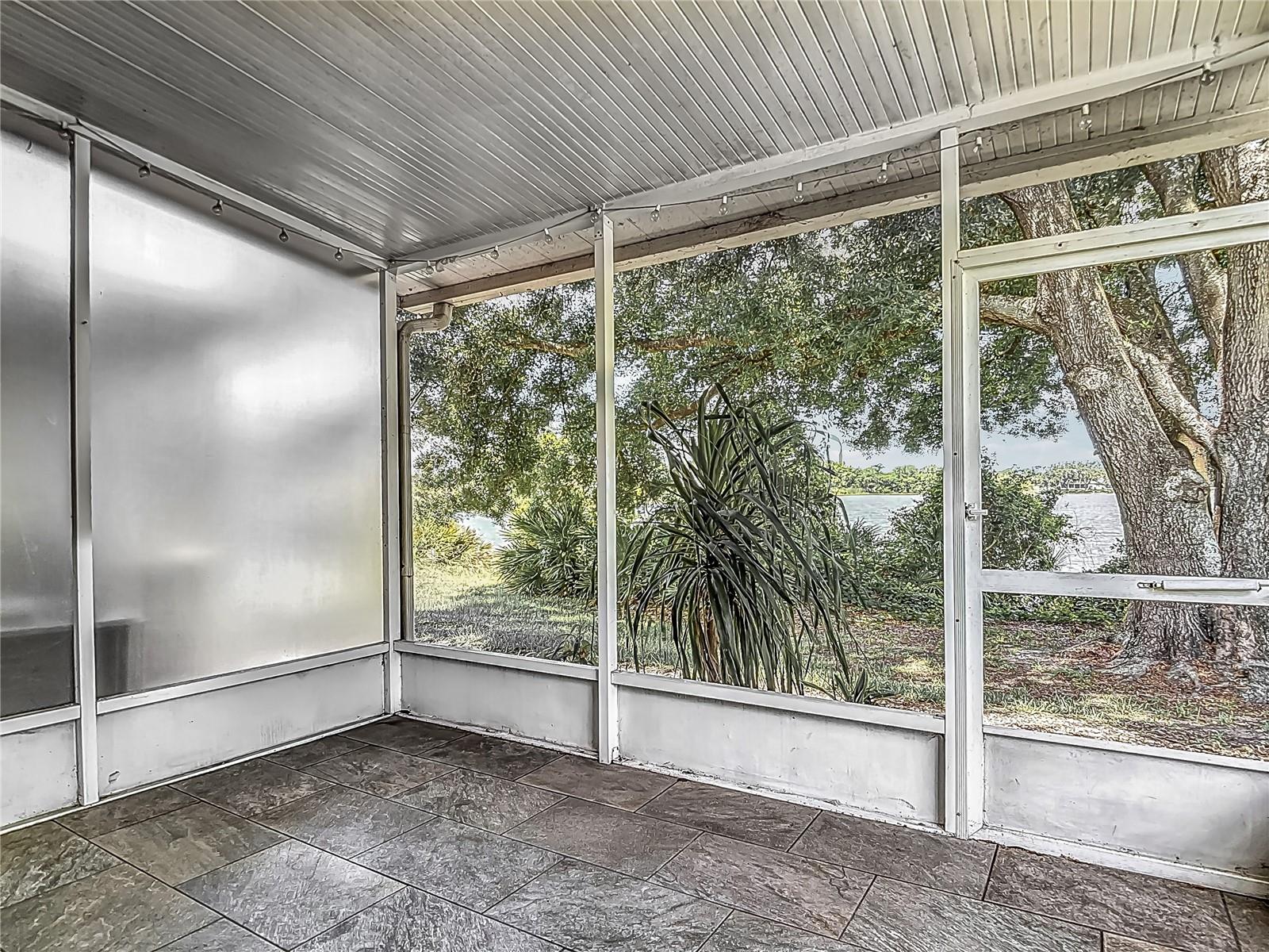 Image 49 of 73 For 8576 Sandy Beach St